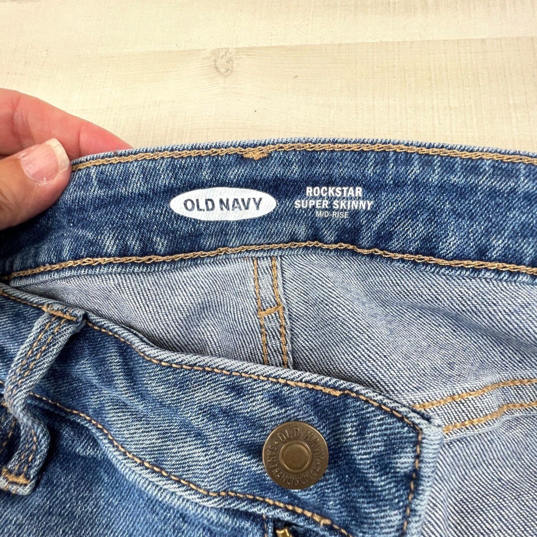 Old Navy Old Navy Jeans Womens 8 Blue Medium Wash Distressed Denim Skinny 5-Pocket Stretch Size 30" / US 8 / IT 44 - 4 Thumbnail