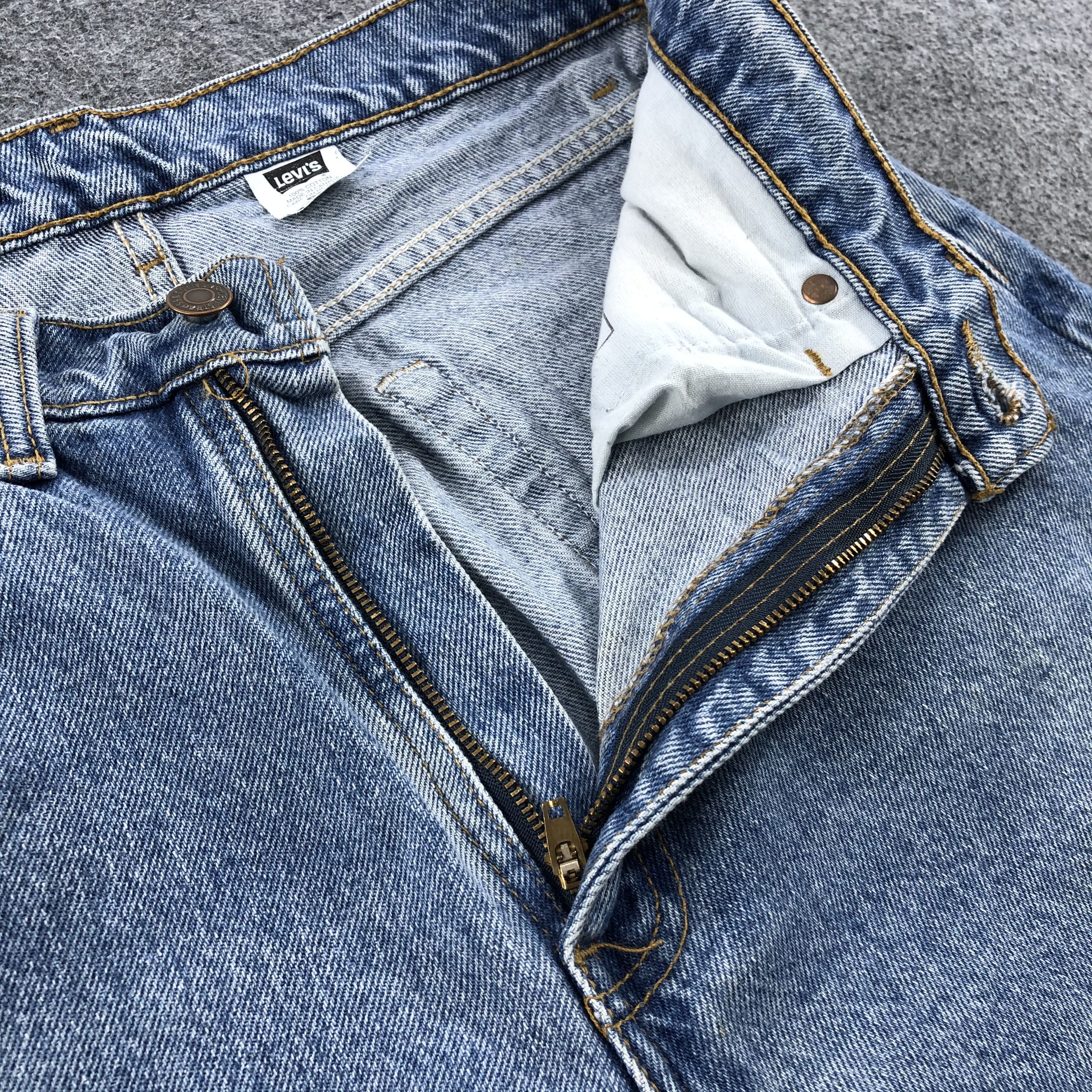 Levi's × Vintage 90s Vintage Blue Wash Levis 505 Jeans-JM1747 Size US 32 / EU 48 - 7 Thumbnail