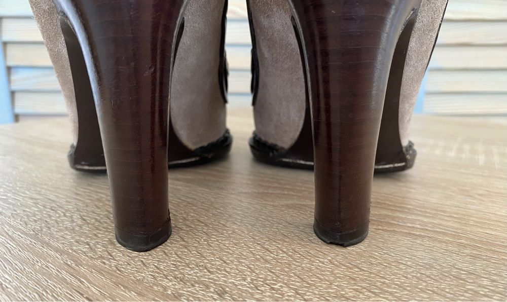 Yves Saint Laurent Yves Saint Laurent Suede Leather Heels Size US 7.5 / IT 37.5 - 5 Thumbnail