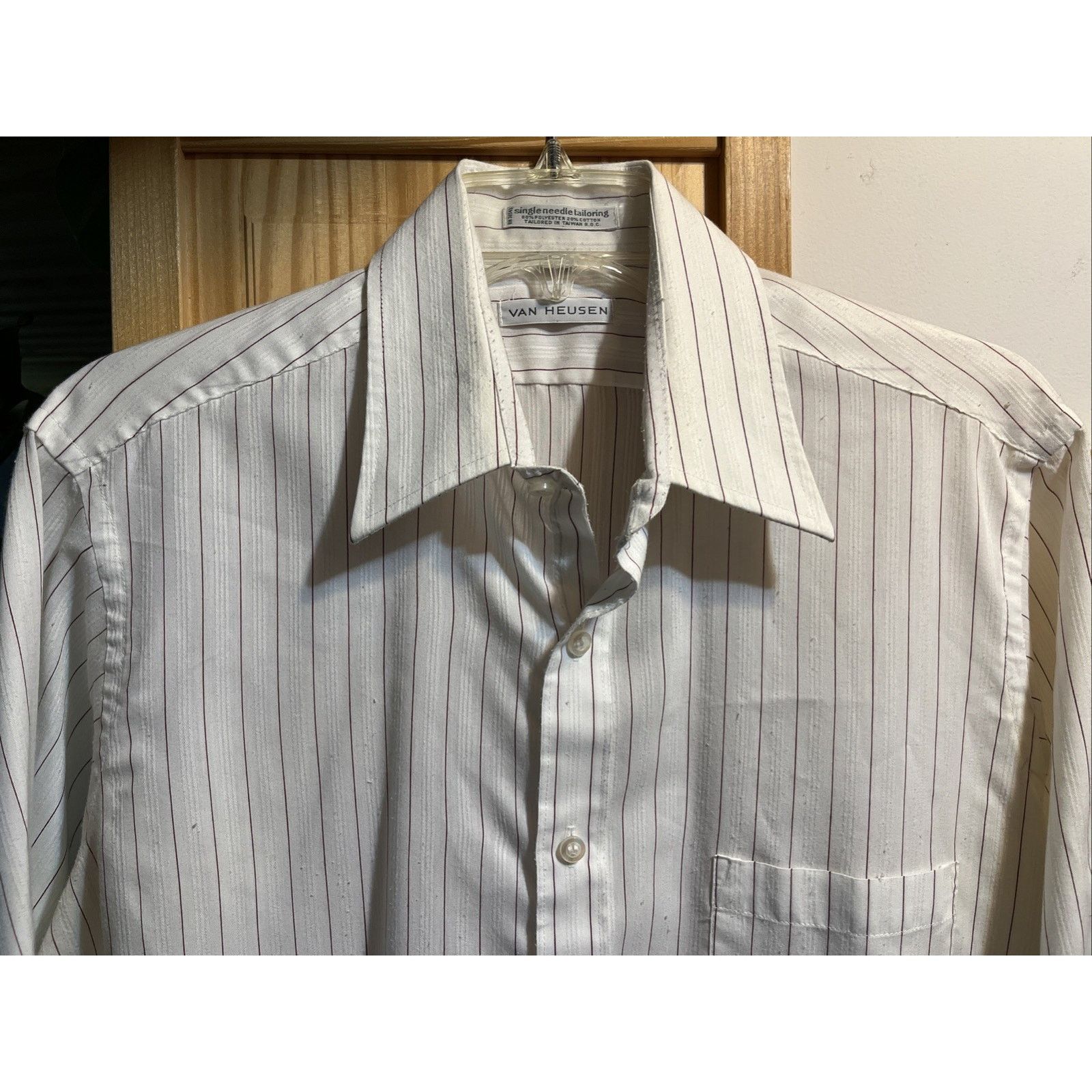 Van Heusen Van Heusen Shirt Mens 15.5 34/35 White Red Striped LS Pocket Size US L / EU 52-54 / 3 - 3 Thumbnail
