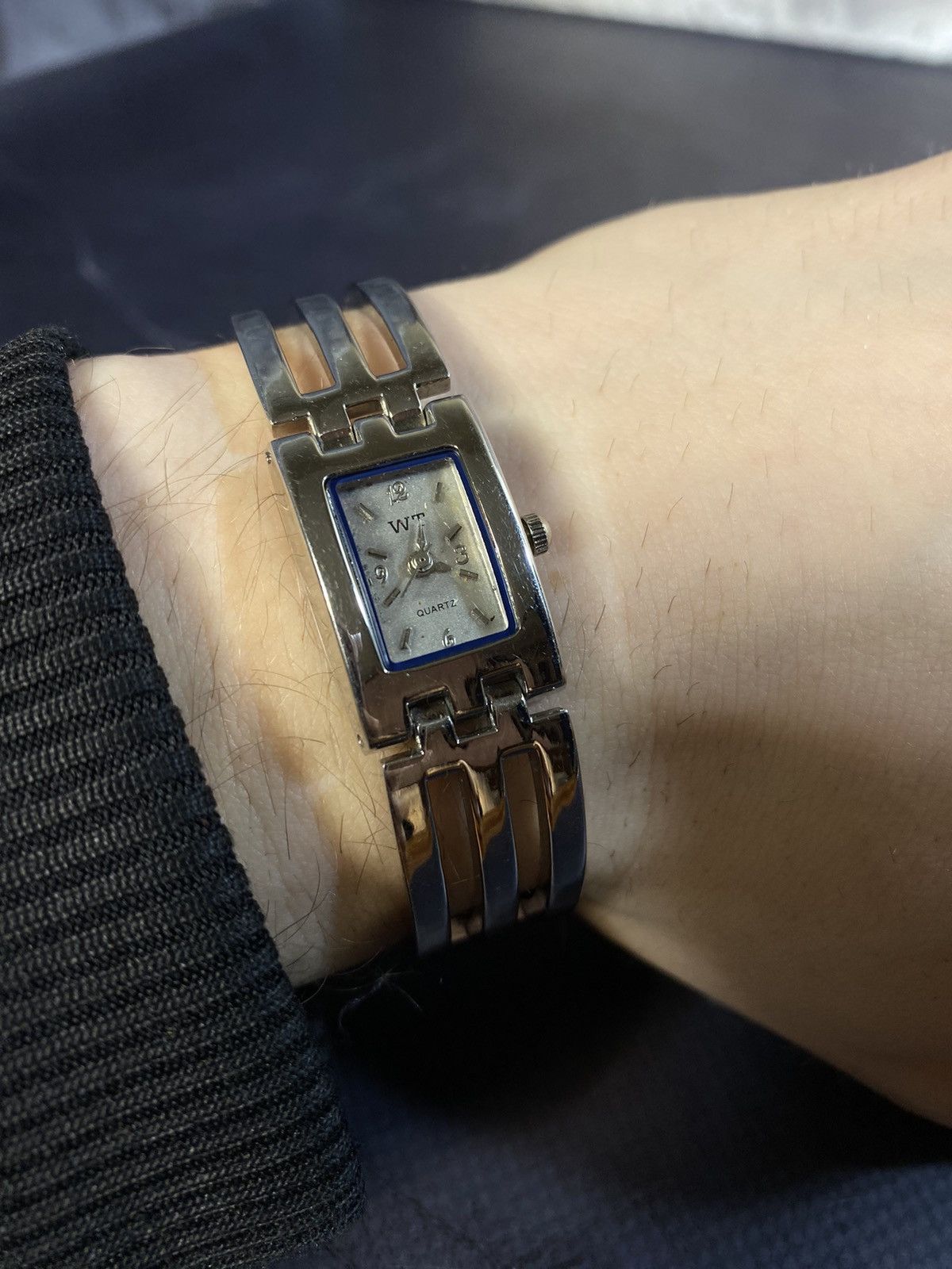 Jewelry × Vintage Elegant WIT Quartz Steel Bangle Watch Japanese Brand Size ONE SIZE - 2 Thumbnail