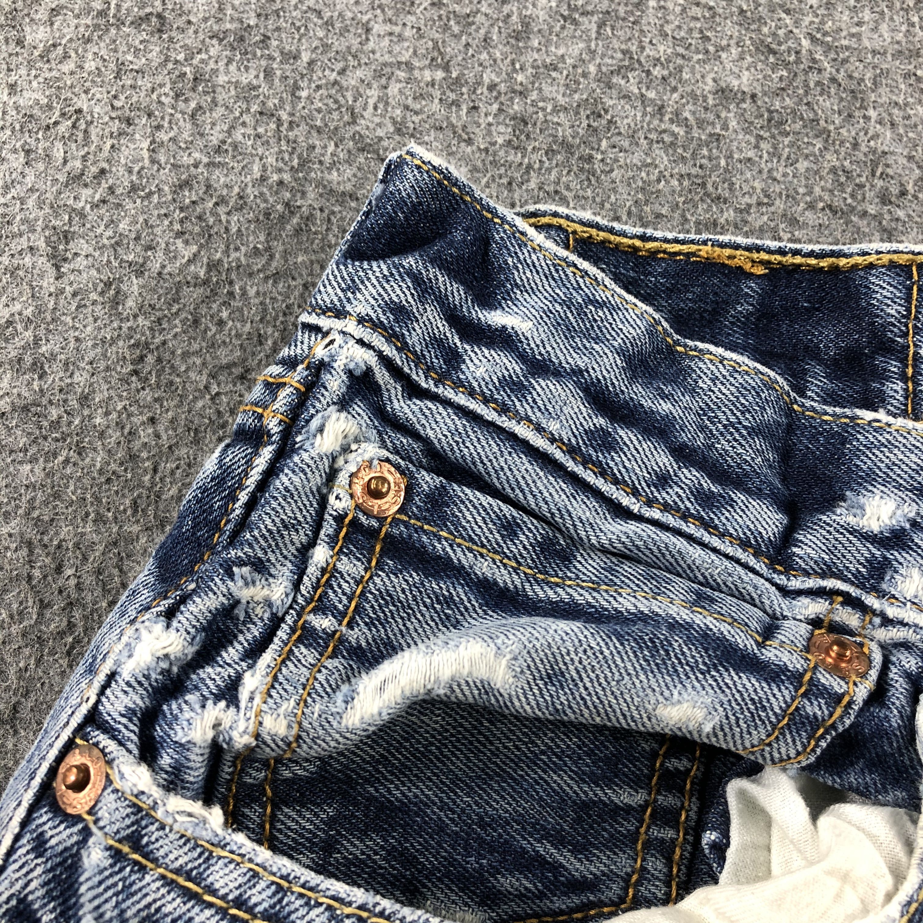Levi's Vintage Blue Wash Levis 501 Jeans-J2399 Size US 34 / EU 50 - 11 Thumbnail