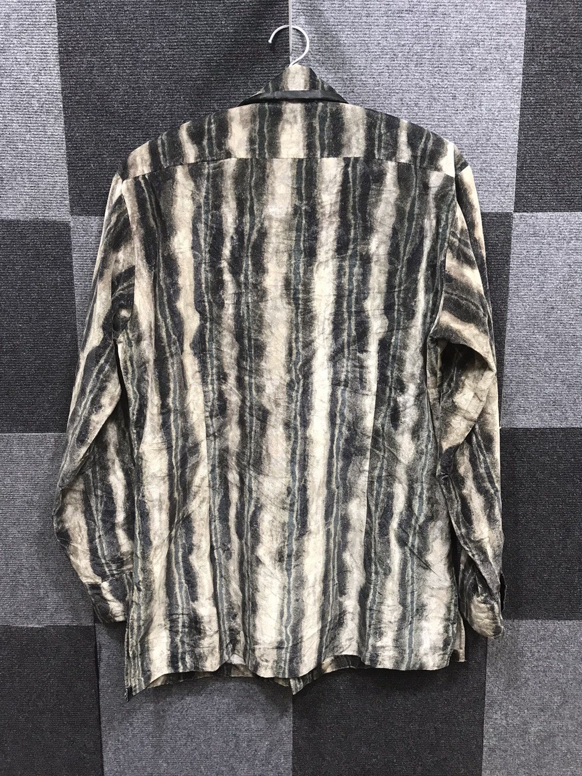 Vintage × Yoshiyuki Konishi Archival YOSHIYUKI KONISHI Ficce Uomo Stripe Jacquard Shirt Size US M / EU 48-50 / 2 - 12 Thumbnail