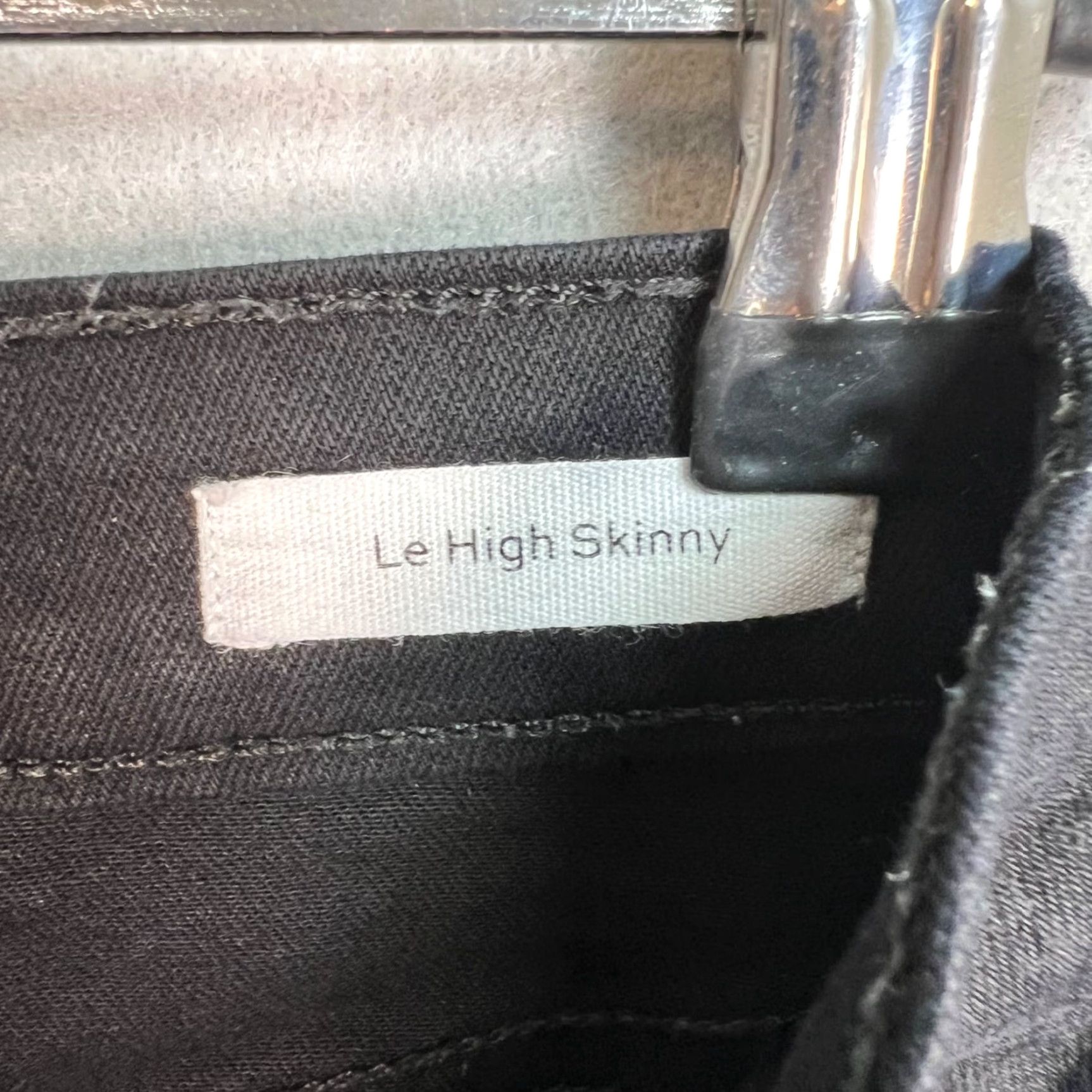 Frame VINTAGE FRAME Le High Skinny Jeans Womens Size 25 Black Denim Frayed Hem Jeans Skinny Womens 25 Black FRAME Womens Size 42" / US 20 - 4 Thumbnail