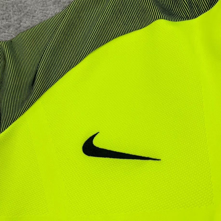 Nike Nike Jacket Men XL Neon Bright Green Soccer Football Training Pullover Size US XL / EU 56 / 4 - 3 Thumbnail
