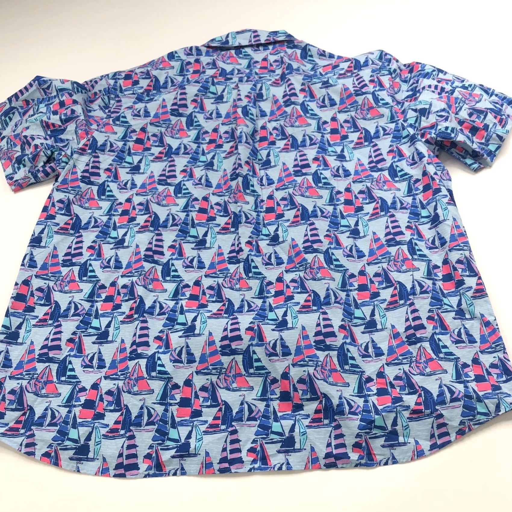 Vineyard Vines Vineyard Vines Classic Fit Whale XL Button SS Shirt All Over Print Boat Sailing Mens XL Blue Cotton Button-Up Shirt Size US XL / EU 56 / 4 - 6 Thumbnail