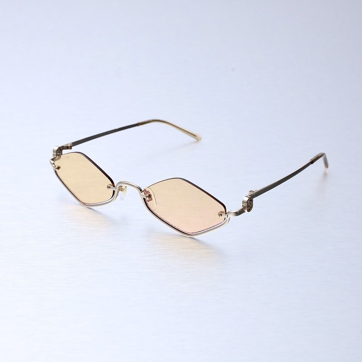 GUCCI 1604S SUNGLASSES