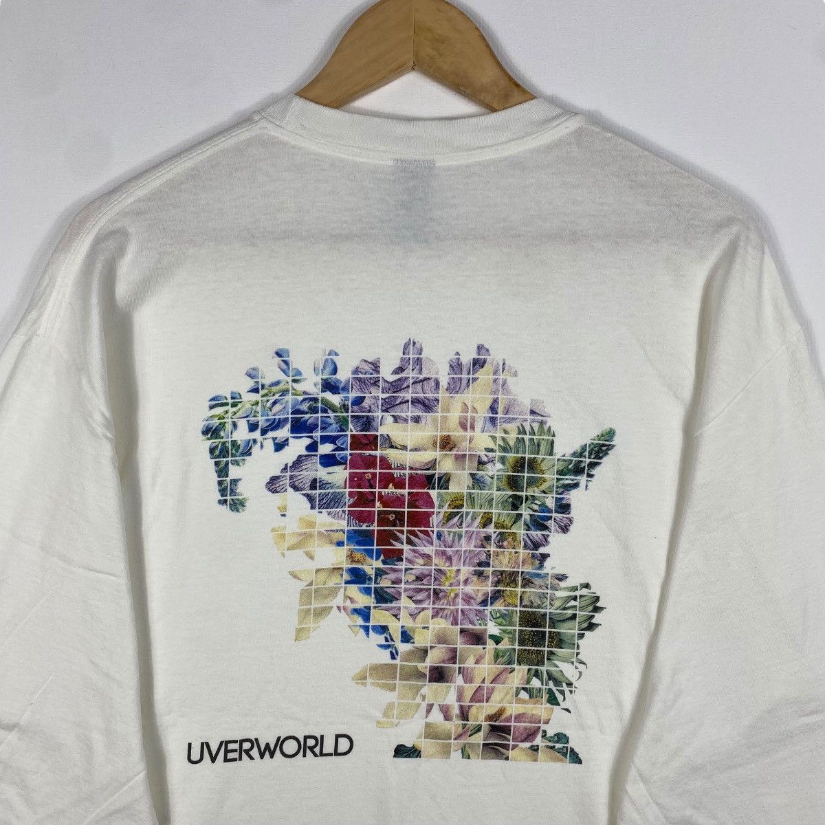 Band Tees × Japanese Brand UVERWORLD The Dawn Will Break Tour Long Sleeve Tee Shirt Size XL / US 12-14 / IT 48-50 - 2 Thumbnail