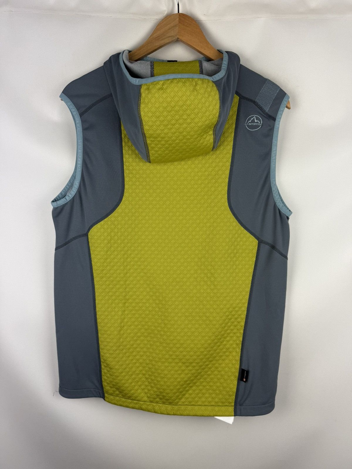 La Sportiva La Sportiva AW1718 Outdoor Hooded Dimension Vest Waistcoat Size US M / EU 48-50 / 2 - 16 Thumbnail