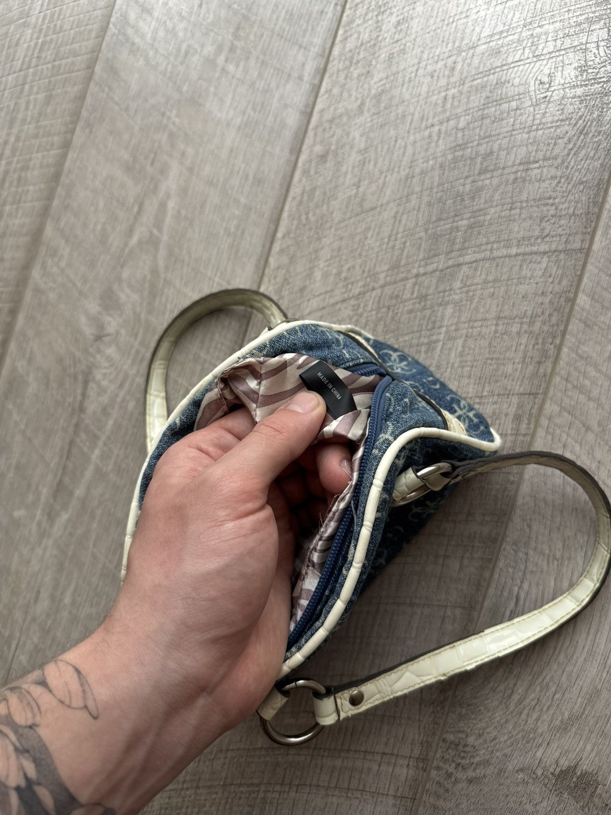 Guess Guess vintage buckle logo bag baguette mini 00s Y2k Handbag Size ONE SIZE - 14 Thumbnail