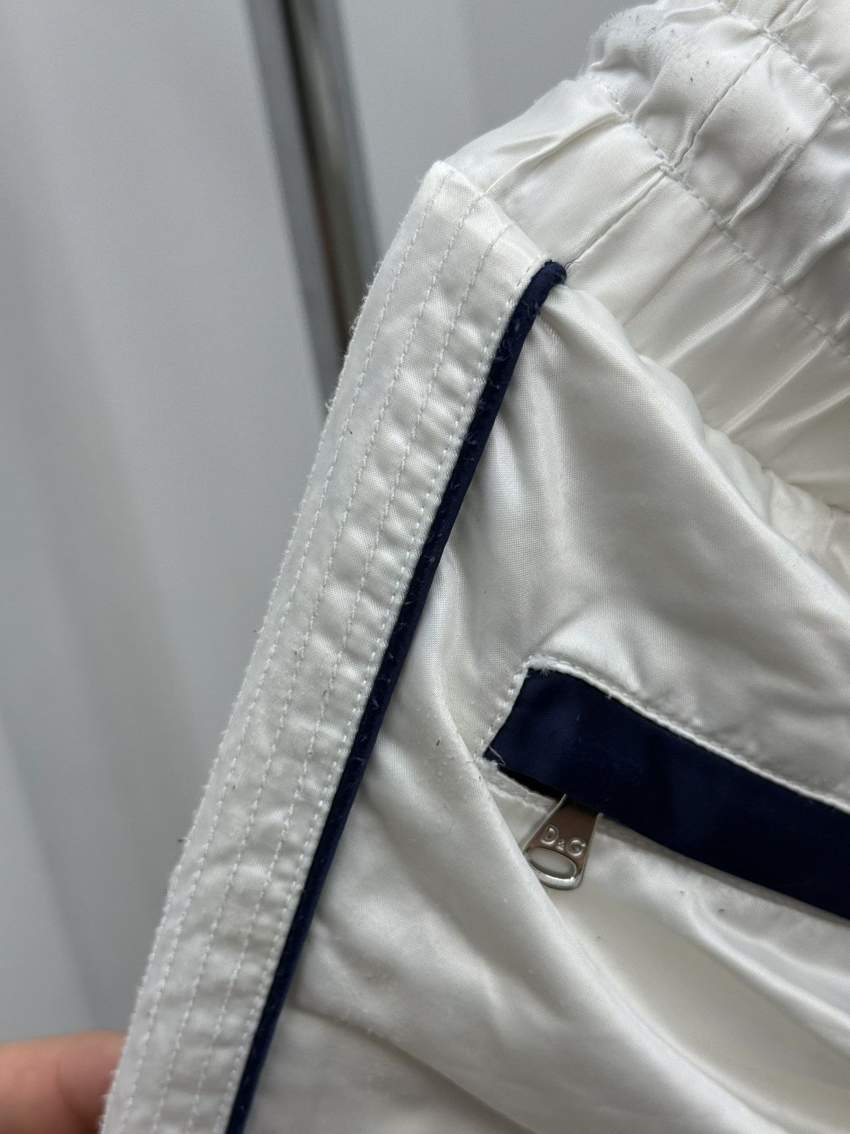 Dolce & Gabbana Dolce & Gabbana Nylon Sweatpants Style Pants Size US 32 / EU 48 - 14 Thumbnail