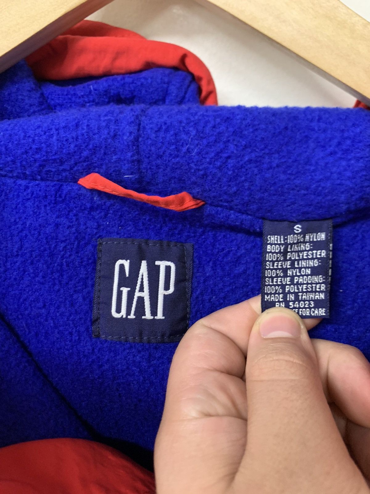 Gap × Vintage Vintage Gap Red Anorak Jacket Size US S / EU 44-46 / 1 - 1 Thumbnail