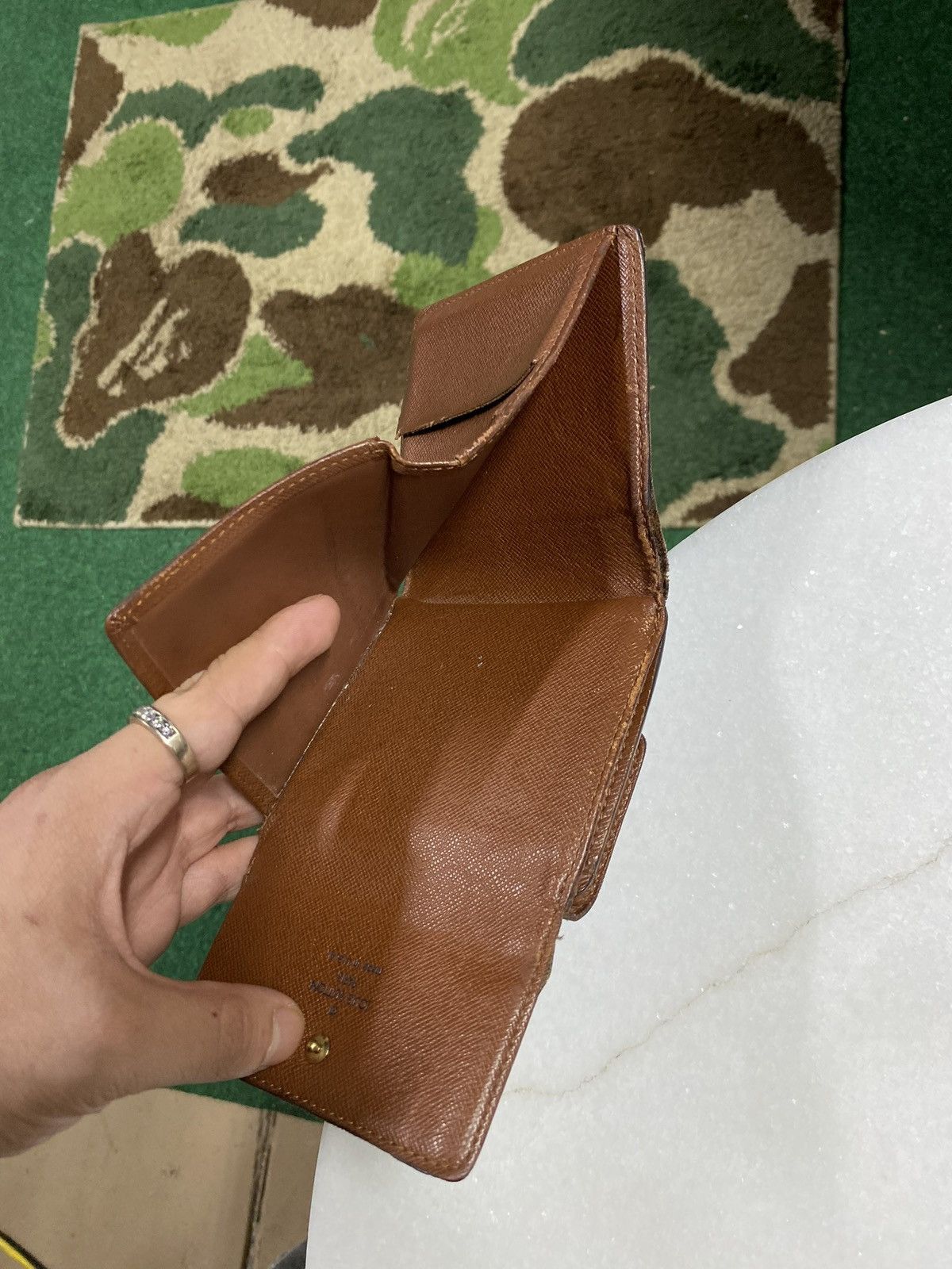 Louis Vuitton Louis Vuitton Brown Monogram Wallet Women’s Card Holder Size ONE SIZE - 5 Thumbnail