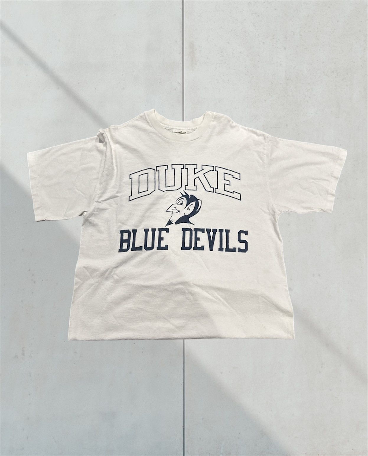 DUKE + DEXTER × Vintage VINTAGE DUKE GRAPHIC TEE SIZE L Size US L / EU 52-54 / 3 - 1 Thumbnail