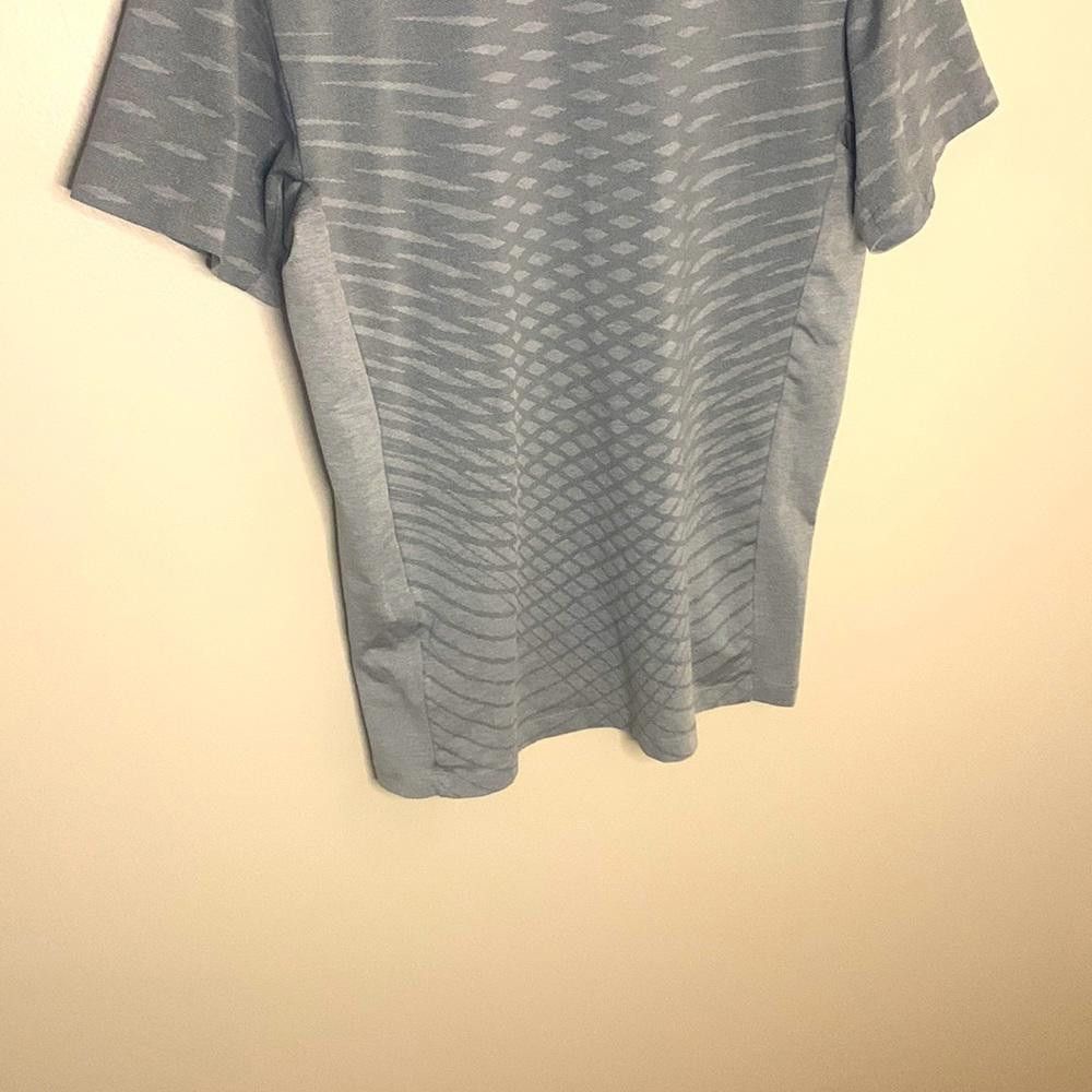 Nike SS Performance Tee - Nike - Grey - 95% poly, 5% spandex Size US M / EU 48-50 / 2 - 5 Thumbnail