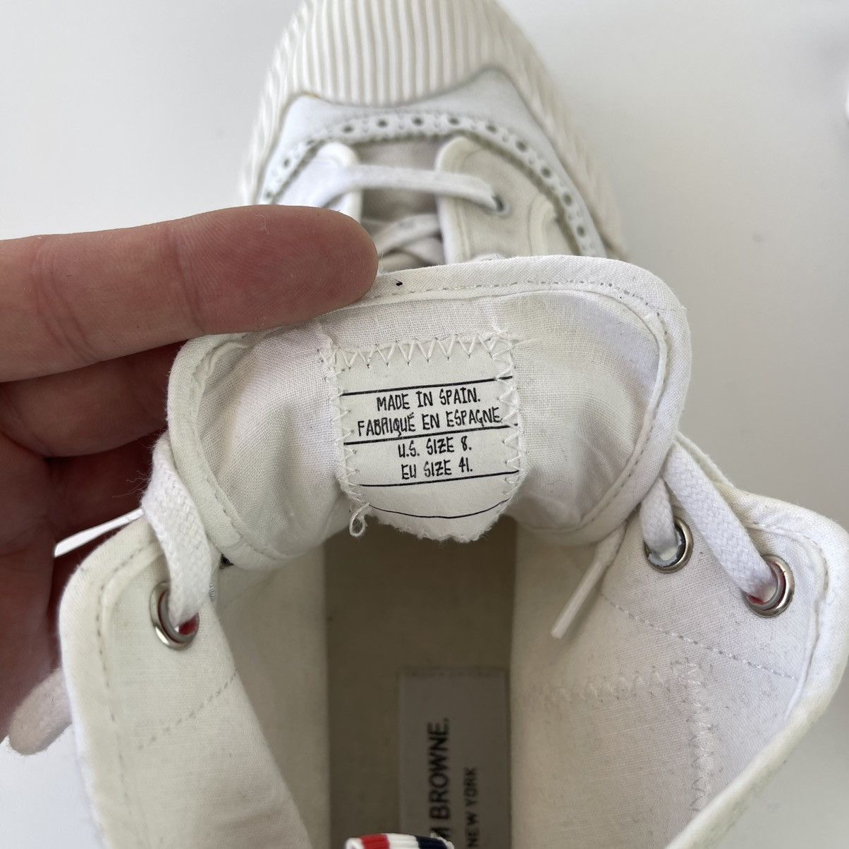 Thom Browne Thom Browne Hi-Top Canvas Broqued Trainer Sneakers White Size US 8 / EU 41 - 9 Thumbnail