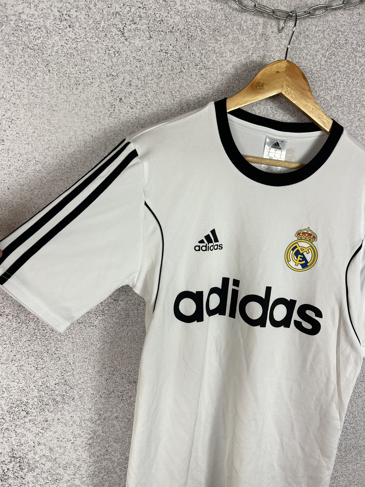 Adidas Rare! Real Madrid Modric #19 Adidas Soccer Jersey Football Size US S / EU 44-46 / 1 - 4 Thumbnail