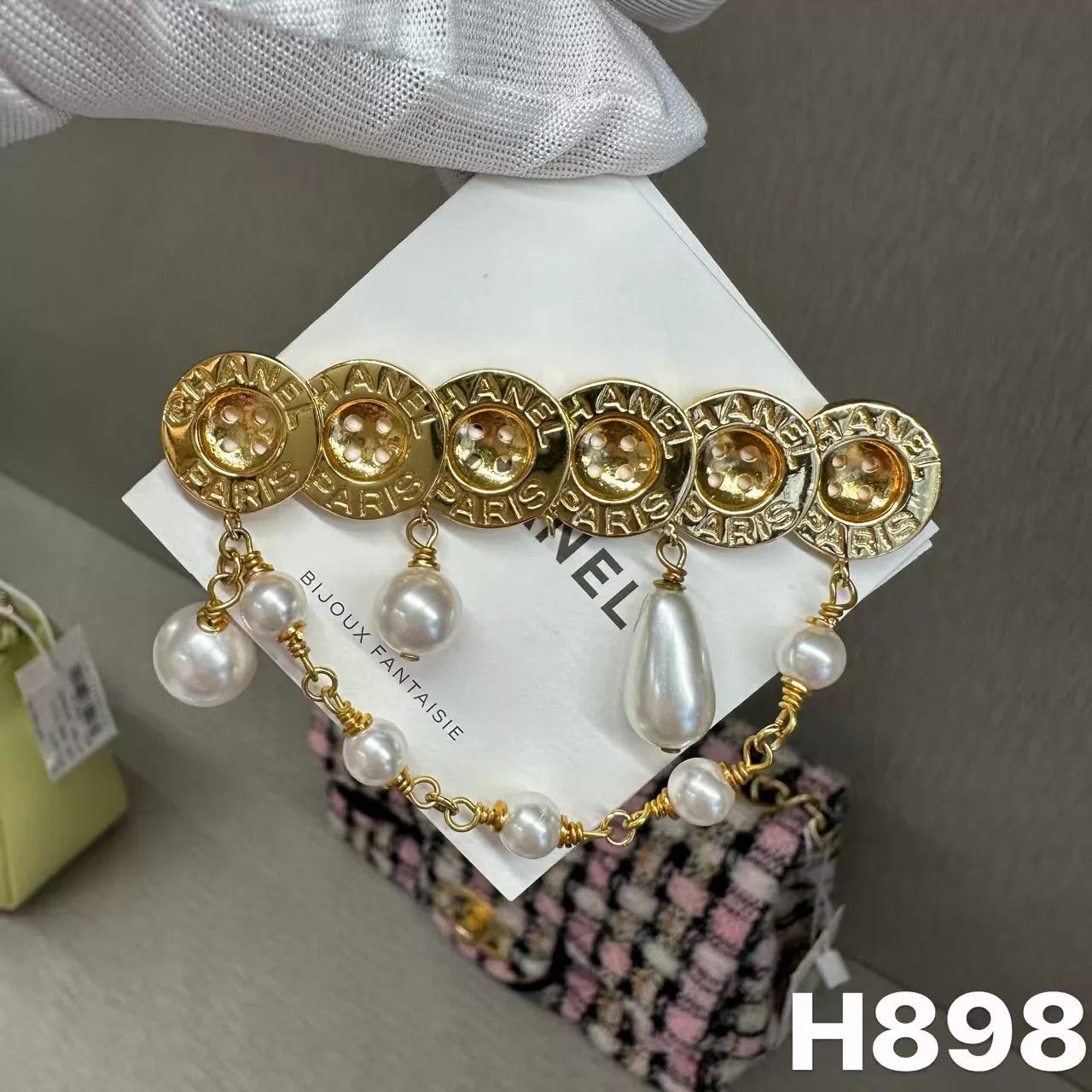Chanel Chanel Maison Button Pearl Brooch CC lost Sale Size ONE SIZE - 4 Thumbnail