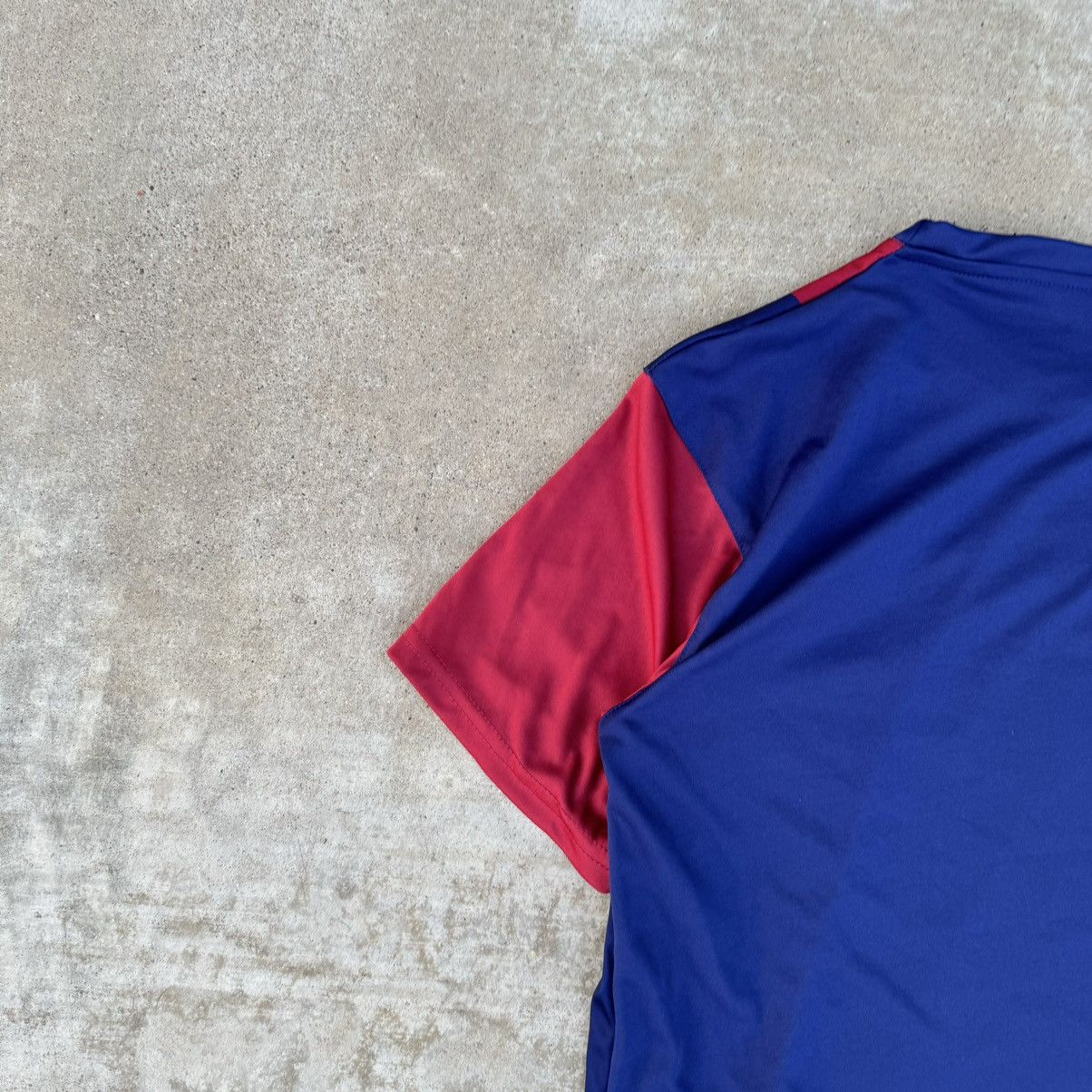 Adidas × Nike Vintage Y2K Blue FC Barcelona Soccer Jersey Kit Fits Medium Size US M / EU 48-50 / 2 - 7 Thumbnail