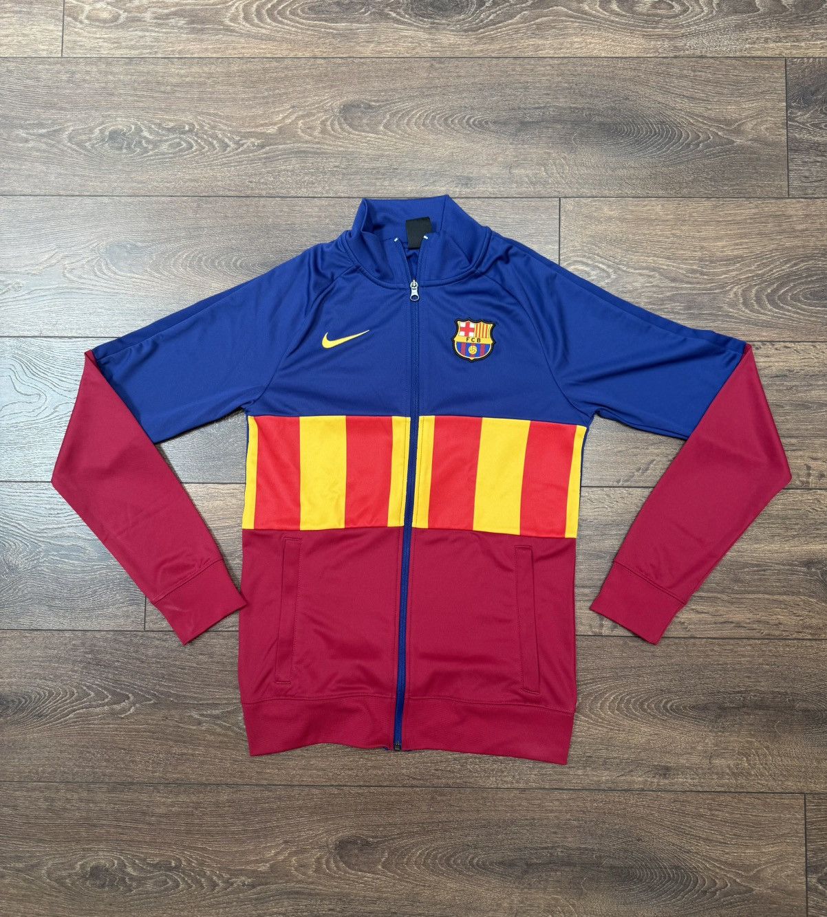Nike Vintage FC Barcelona Nike Zip up Drill Track Jacket Size US S / EU 44-46 / 1 - 1 Thumbnail