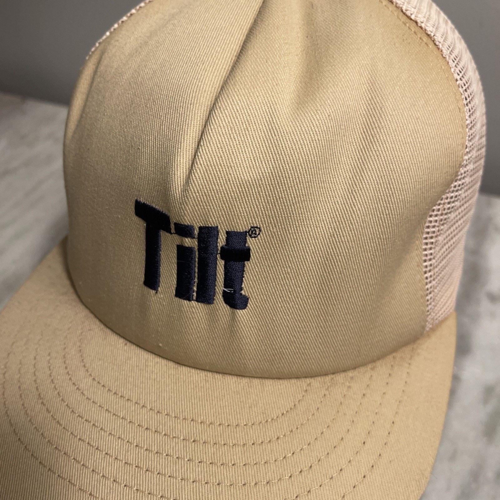 Vintage Vintage Tilt Mesh Trucker Hat (Made In U.S.A.) EUC Rare Size ONE SIZE - 2 Thumbnail