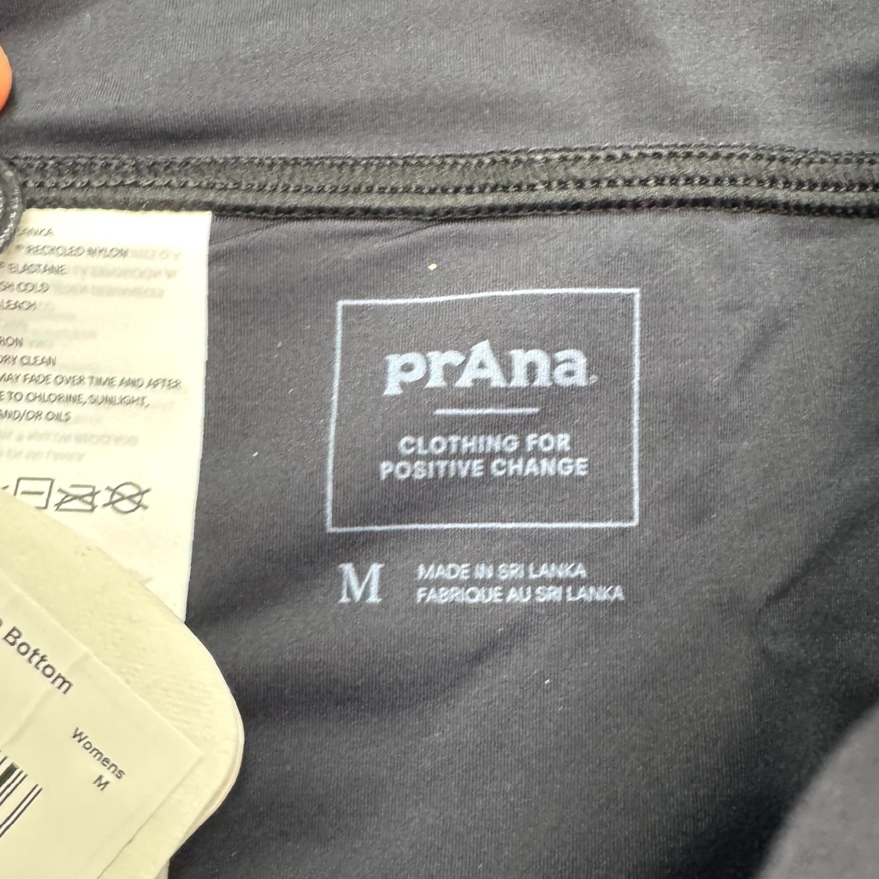 Prana VINTAGE Prana Women's Bikini Bottom Swimwear Active Beach Medium Black Nylon Spandex Size 32" / US 10 / IT 46 - 7 Thumbnail