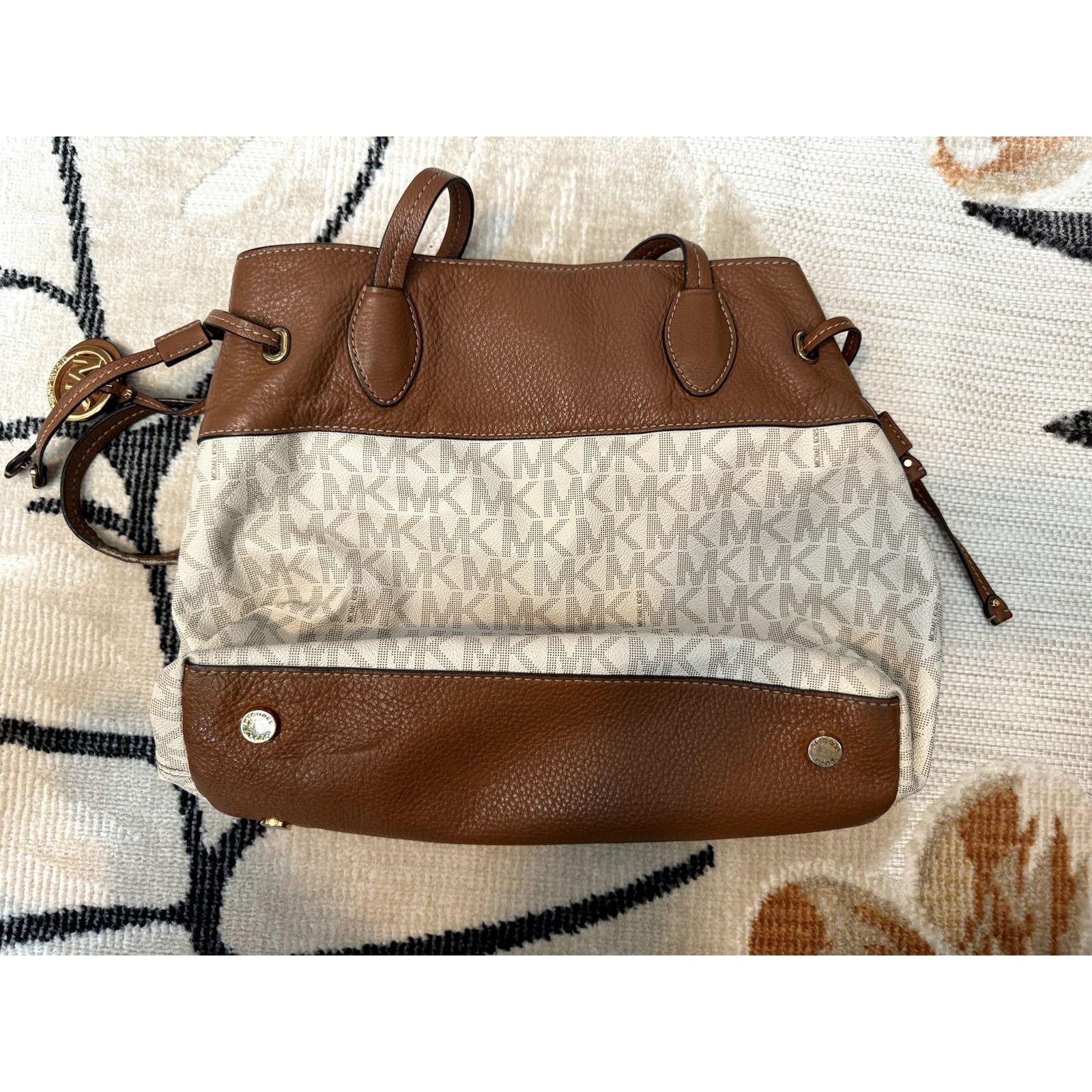 Michael Kors Michael Kors Signature Pebble Leather Shoulder Tote Bag Size ONE SIZE - 4 Thumbnail