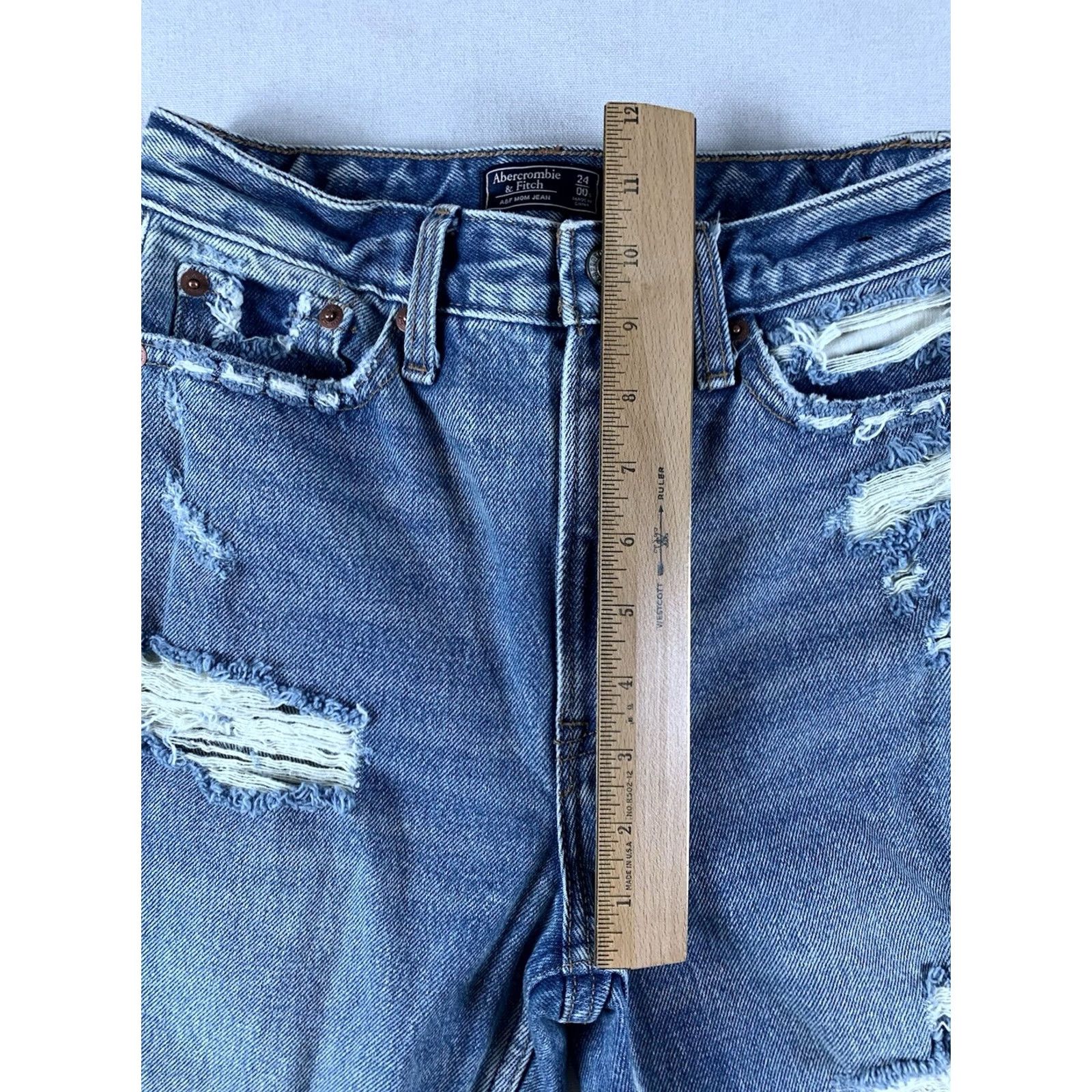 Abercrombie & Fitch Abercrombie & Fitch The Mom High Rise Jeans Womens 00 / 24 Blue Distressed 24x25 Jeans Women Distressed High Rise Blue 90s Theme Size 24" / US 00 / IT 34 - 5 Thumbnail