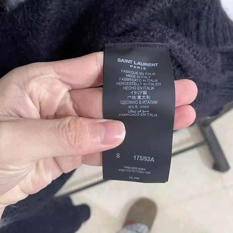 Saint Laurent Paris Saint Laurent Paris 22fw letter logo sweater-2506 Size US S / EU 44-46 / 1 - 4 Thumbnail