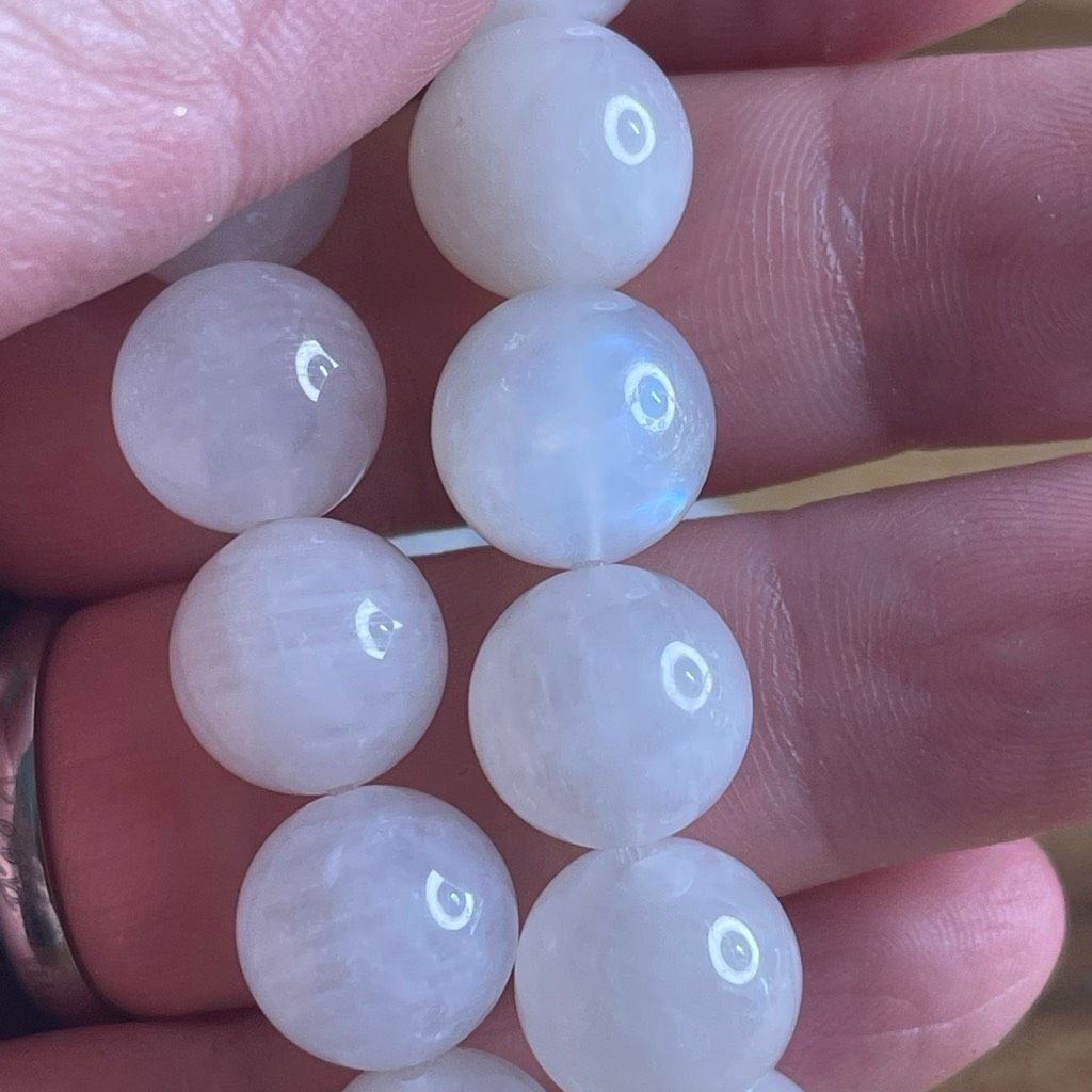 Other White Moonstone beaded bracelet 7” crystal healing beads 10mm blue flash Size ONE SIZE - 7 Thumbnail
