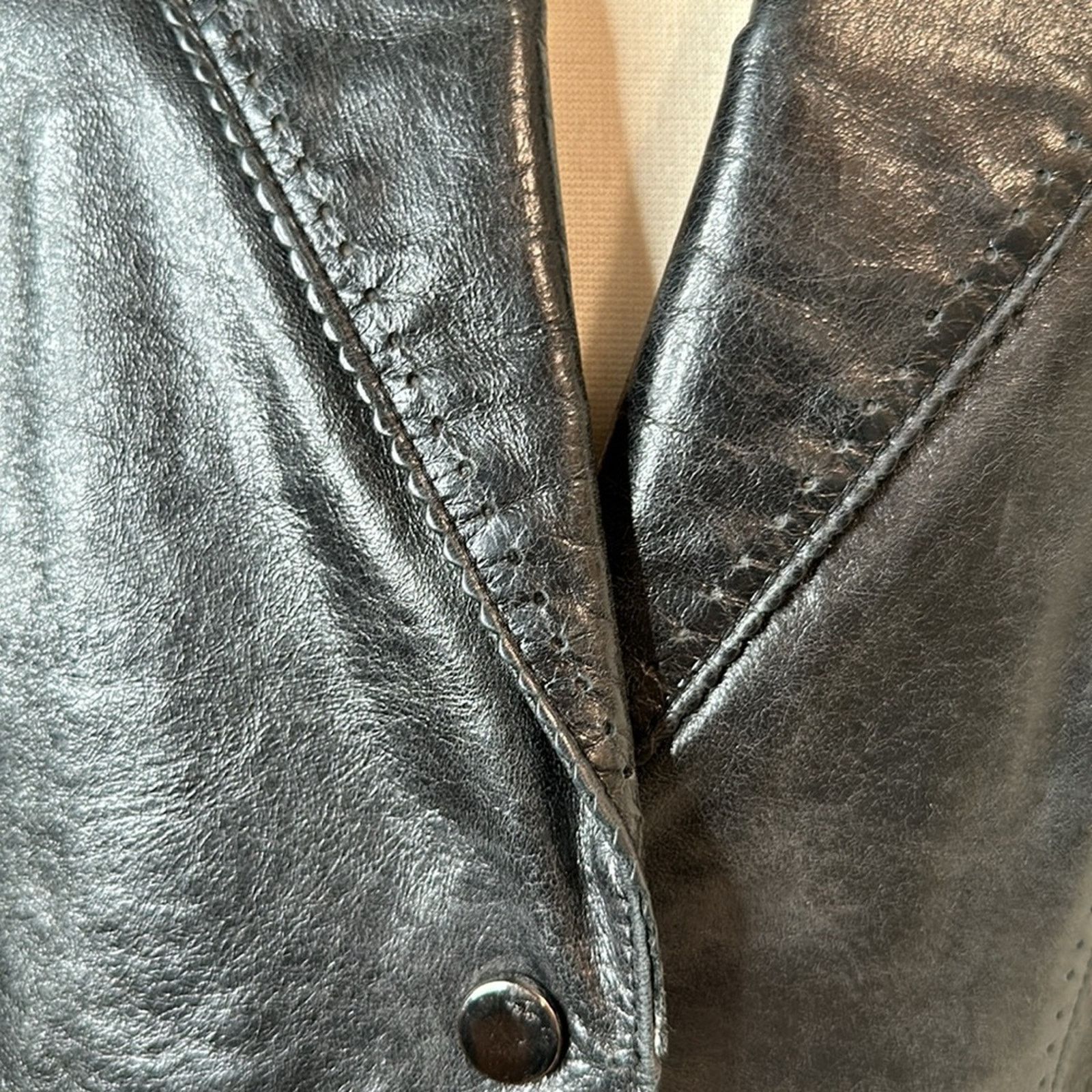Guess × Leather × Vintage VTG Y2K Guess Leather Blazer Jacker Black MED Scalloped Seam Size M / US 6-8 / IT 42-44 - 12 Thumbnail