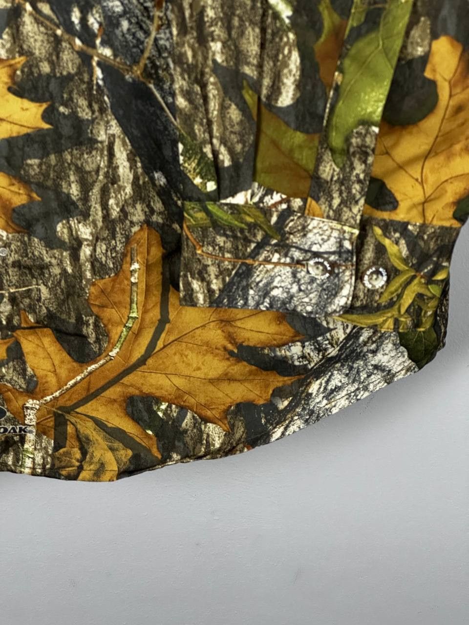 Mossy Oaks Vintage Russell Y2K Mossy Oak Realtree Camo Shirt Size US XL / EU 56 / 4 - 8 Thumbnail