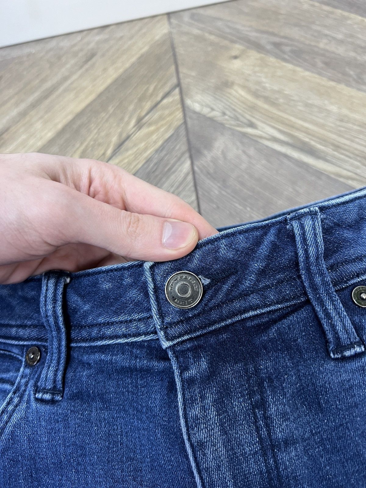 Burberry × Designer × Vintage Vintage Burberry Brit Women’s denim skinny jeans Size 31" - 9 Thumbnail