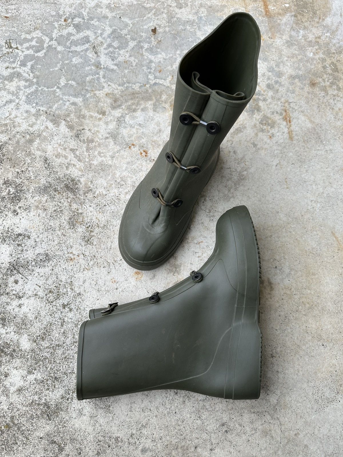 Vintage US Army Rubber Bunny Snow Tractor Military Overboot yeezy Size US 8 / EU 41 - 5 Thumbnail