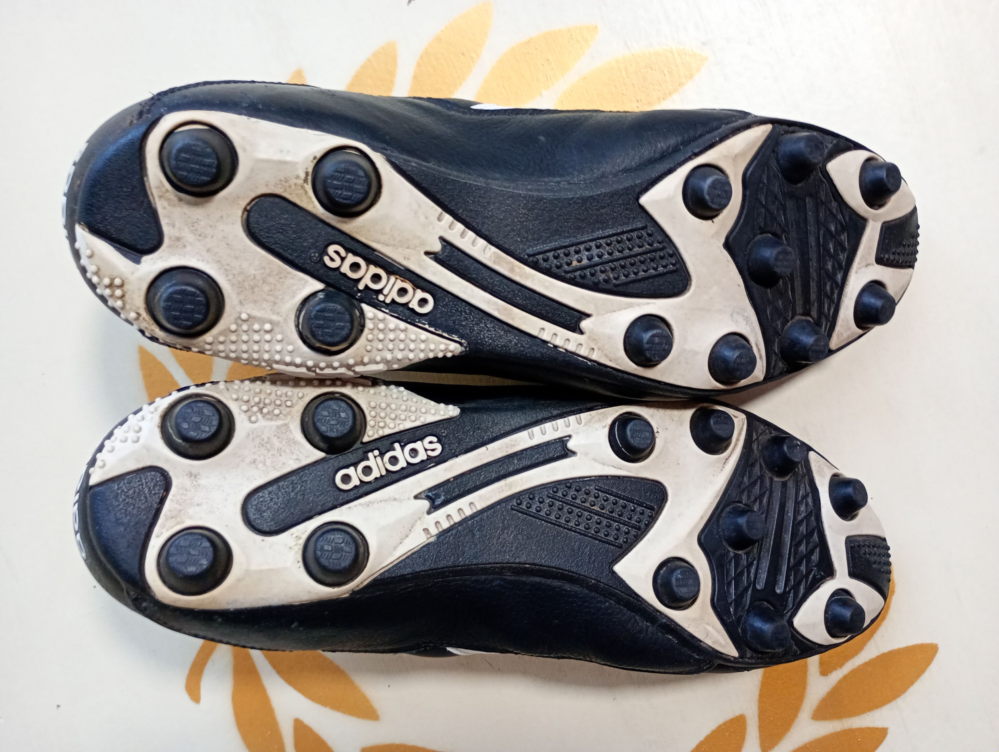 Adidas Adidas Predator BOGOTA LIGA FG 1997 years Cleats Size US 11 / EU 44 - 15 Thumbnail