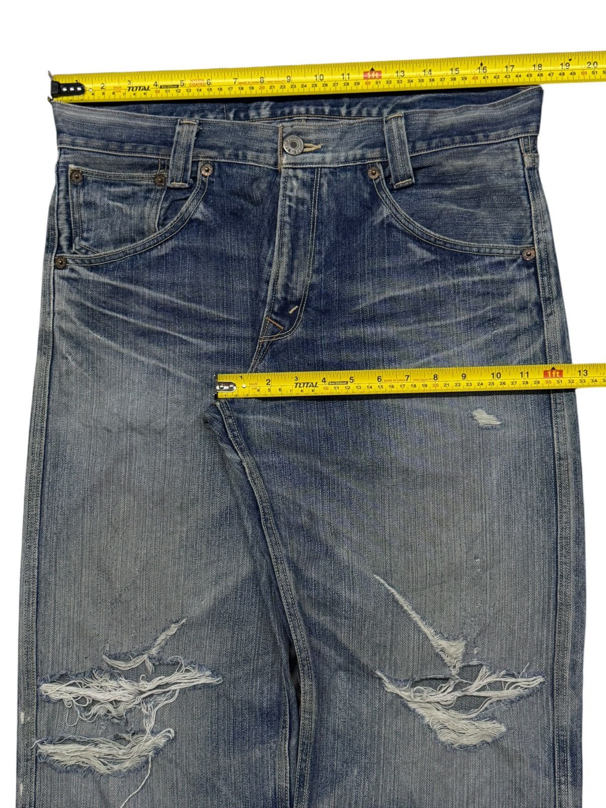 Levi's Vintage Levi’s 703 Distressed Denim Jeans | Vintage Fade W36 Size US 36 / EU 52 - 17 Thumbnail