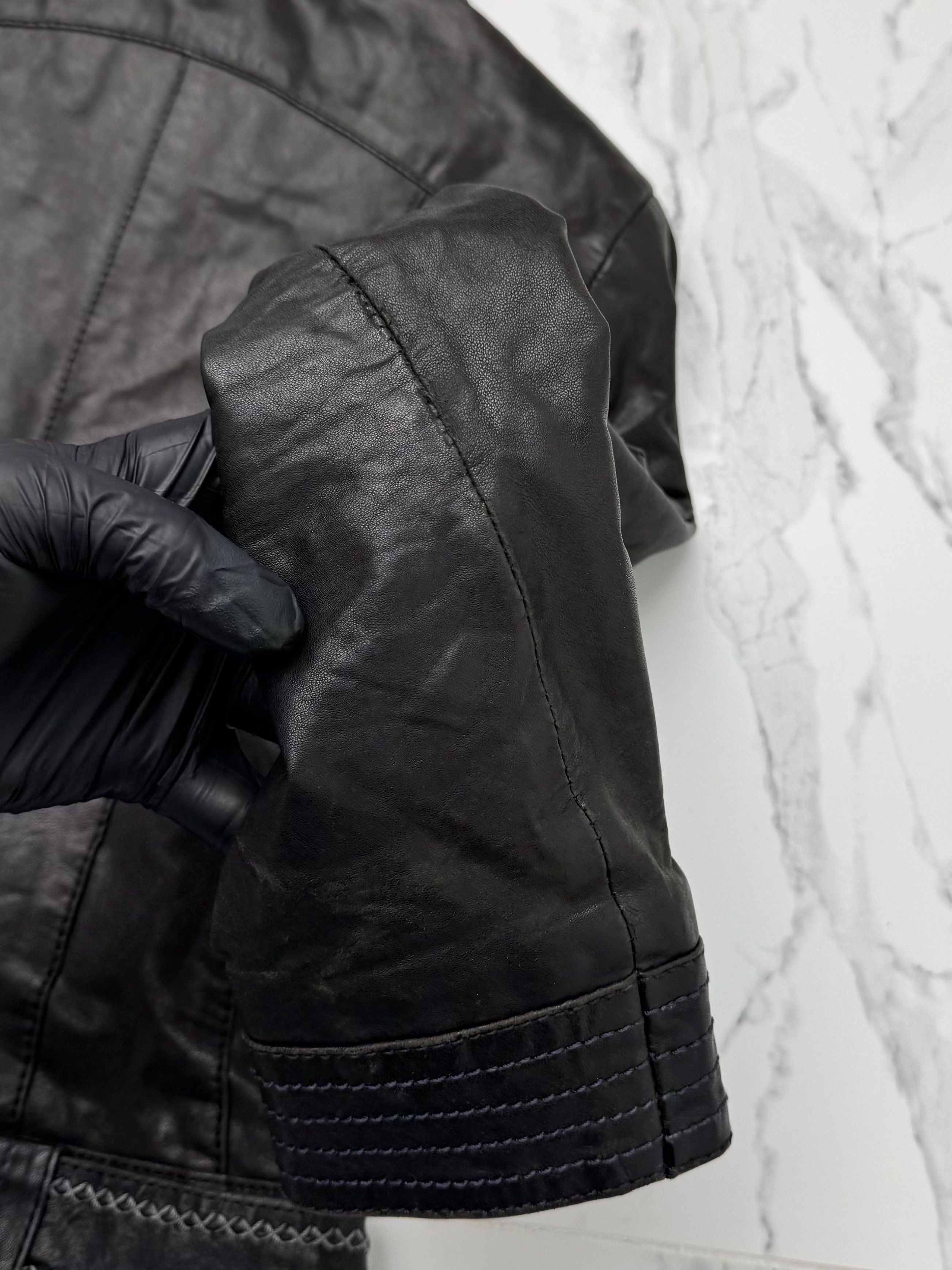 Vintage Women Black Leather Jacket Y2K Vintage Fitted Biker Zip Up Size S / US 4 / IT 40 - 12 Thumbnail