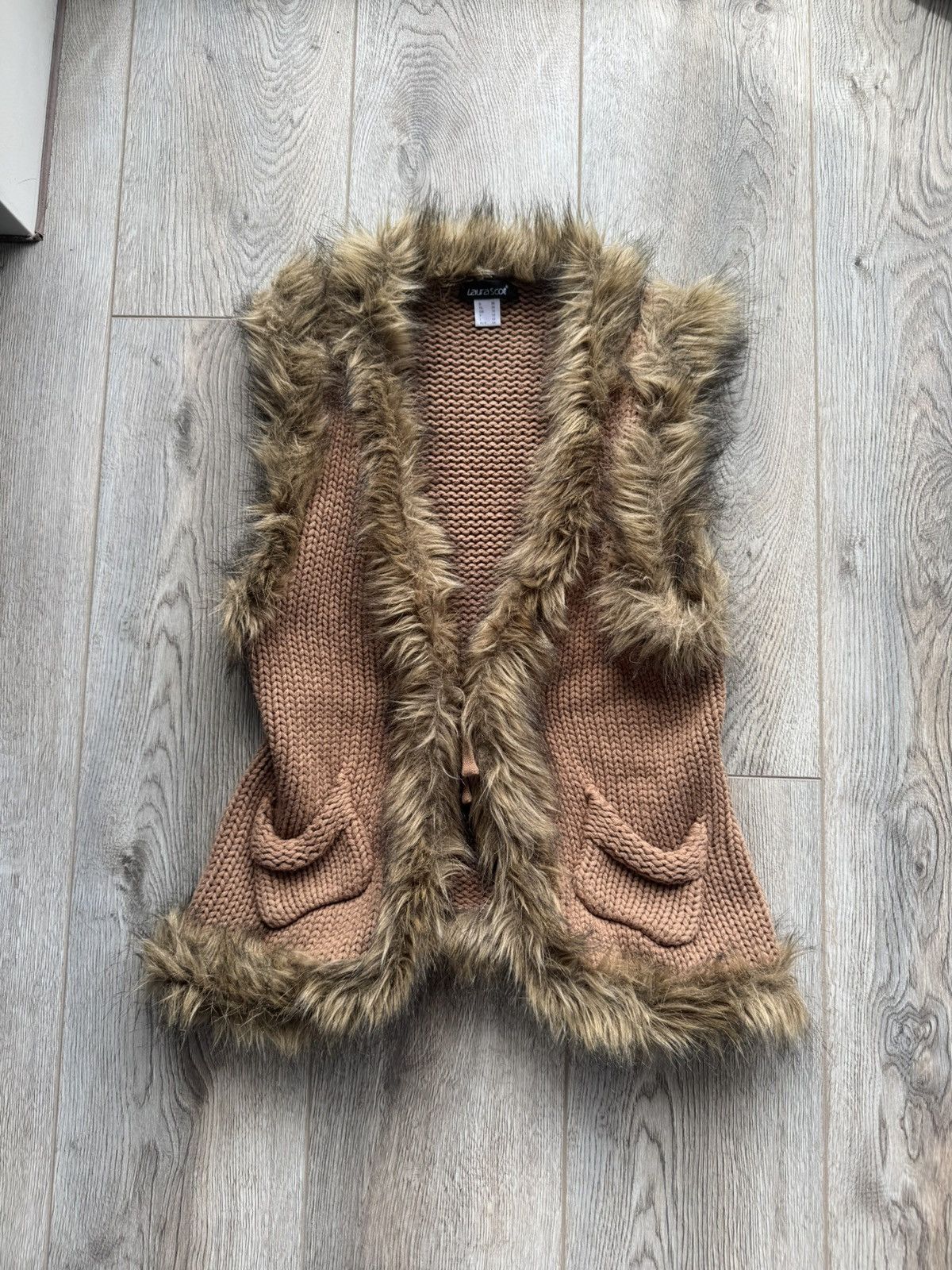 If Six Was Nine Vintage Japan Style Faux Fur Knit Y2k Vest Size M / US 6-8 / IT 42-44 - 1 Thumbnail