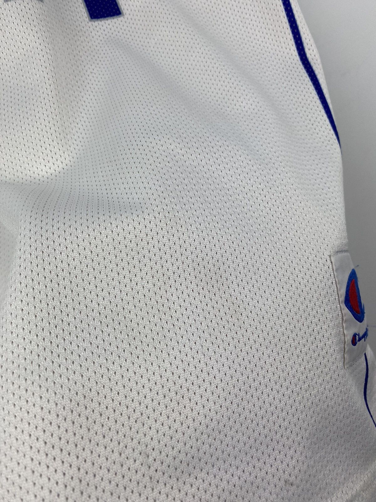 Champion Vintage Dirk Nowitzki Dallas Mawericks Champion Jersey Bulls Size US L / EU 52-54 / 3 - 10 Thumbnail