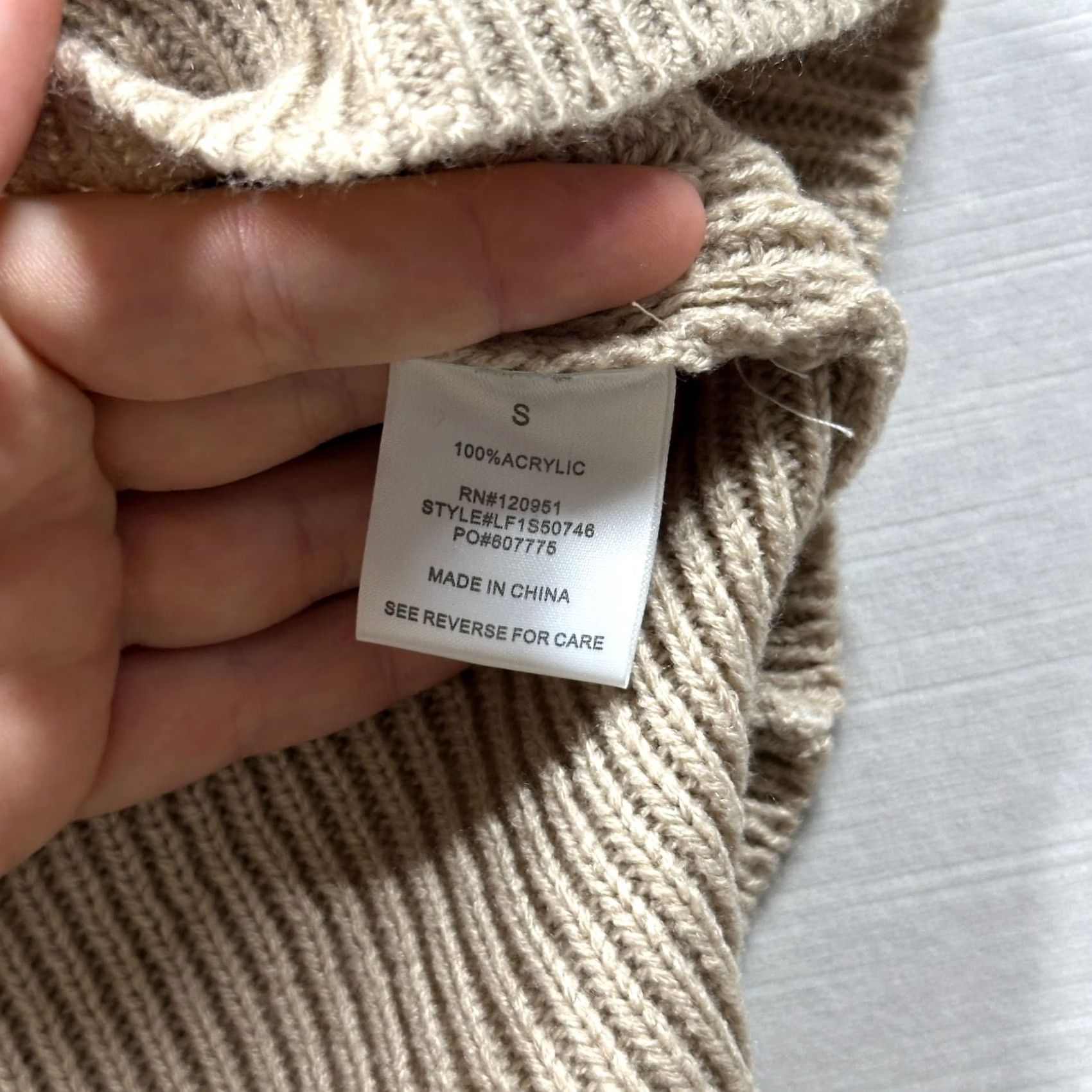 Olive Olive & Oak Knit Dress Womans Small Beige Fitted Zipper Cozy Knee Length Sleeved Long V-Neck Knit Dress Womens Size S / US 4 / IT 40 - 5 Thumbnail