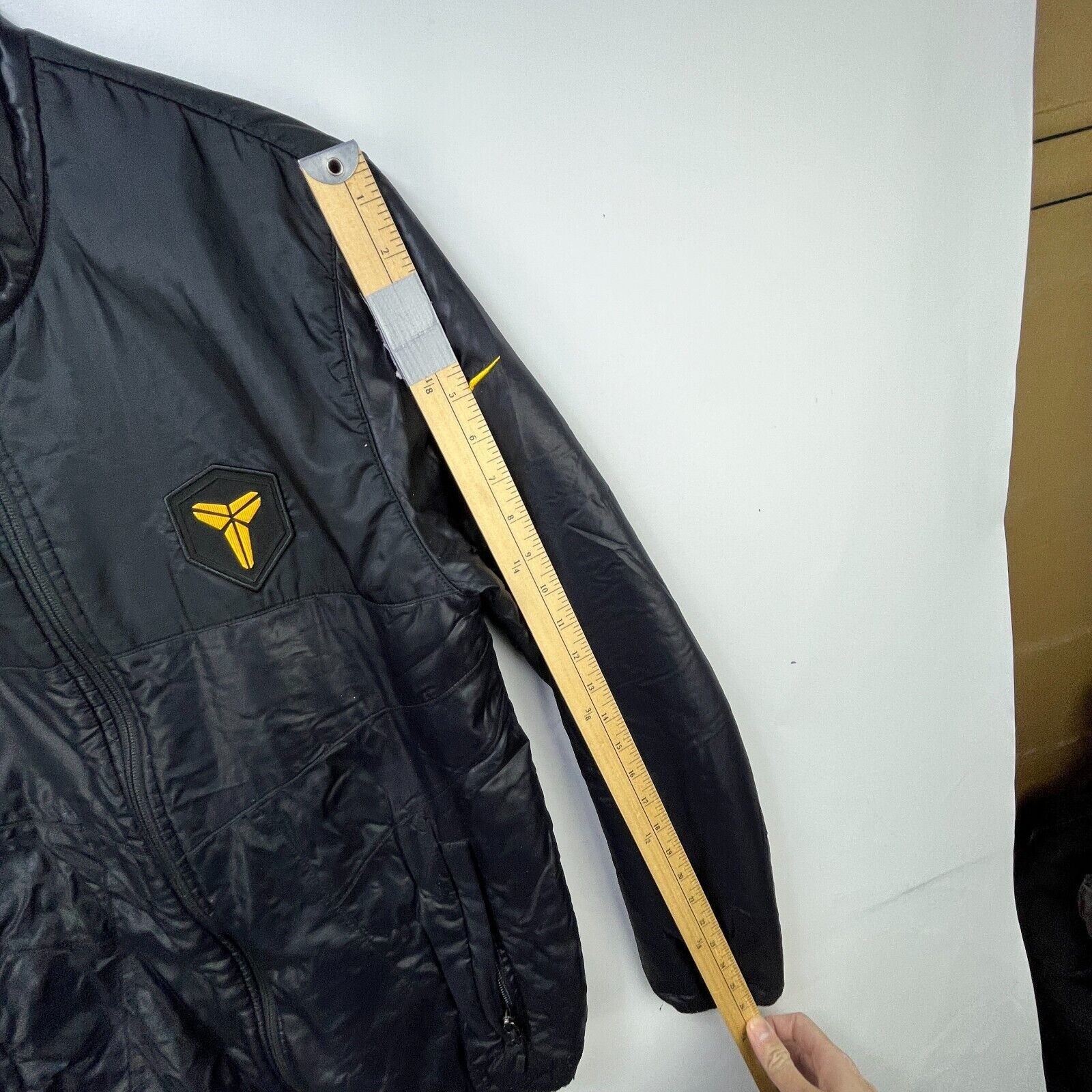 Nike × Vintage Nike Kobe Mamba Puffer Jacket Swoosh Medium Size US M / EU 48-50 / 2 - 8 Thumbnail