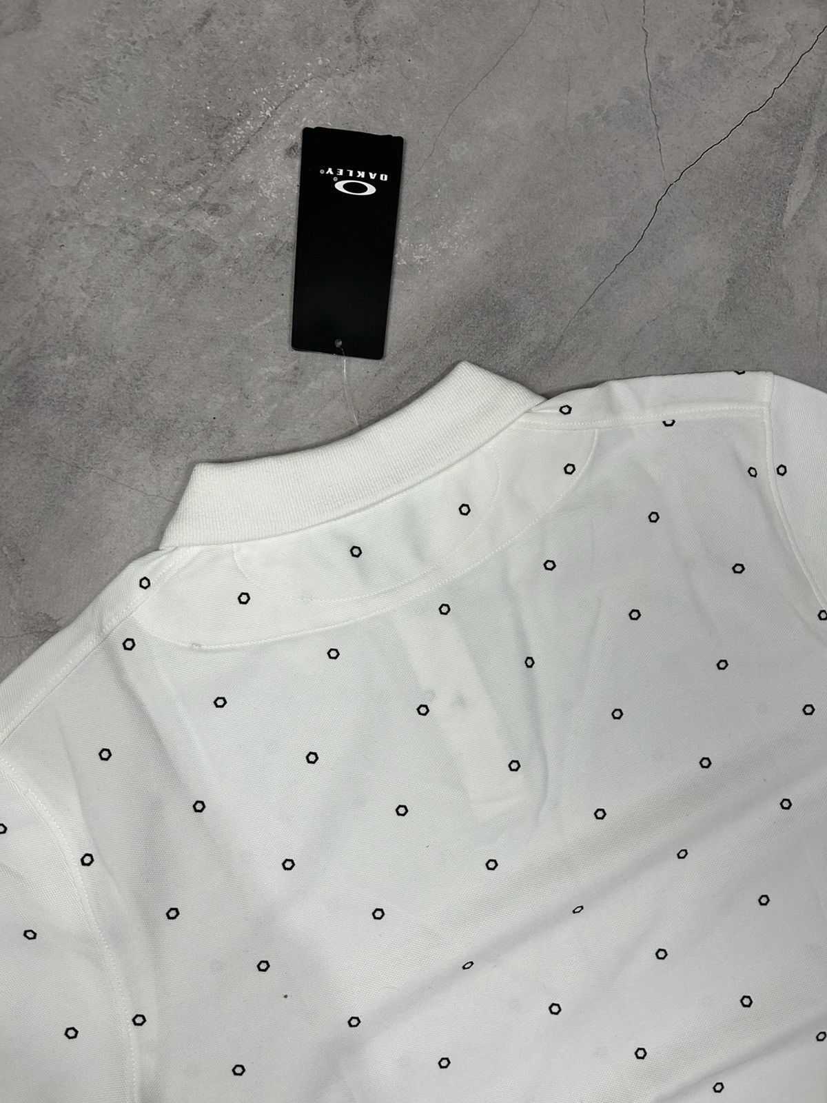 Oakley × Vintage Vintage Oakley Monogram T shirt polo Size US M / EU 48-50 / 2 - 5 Thumbnail