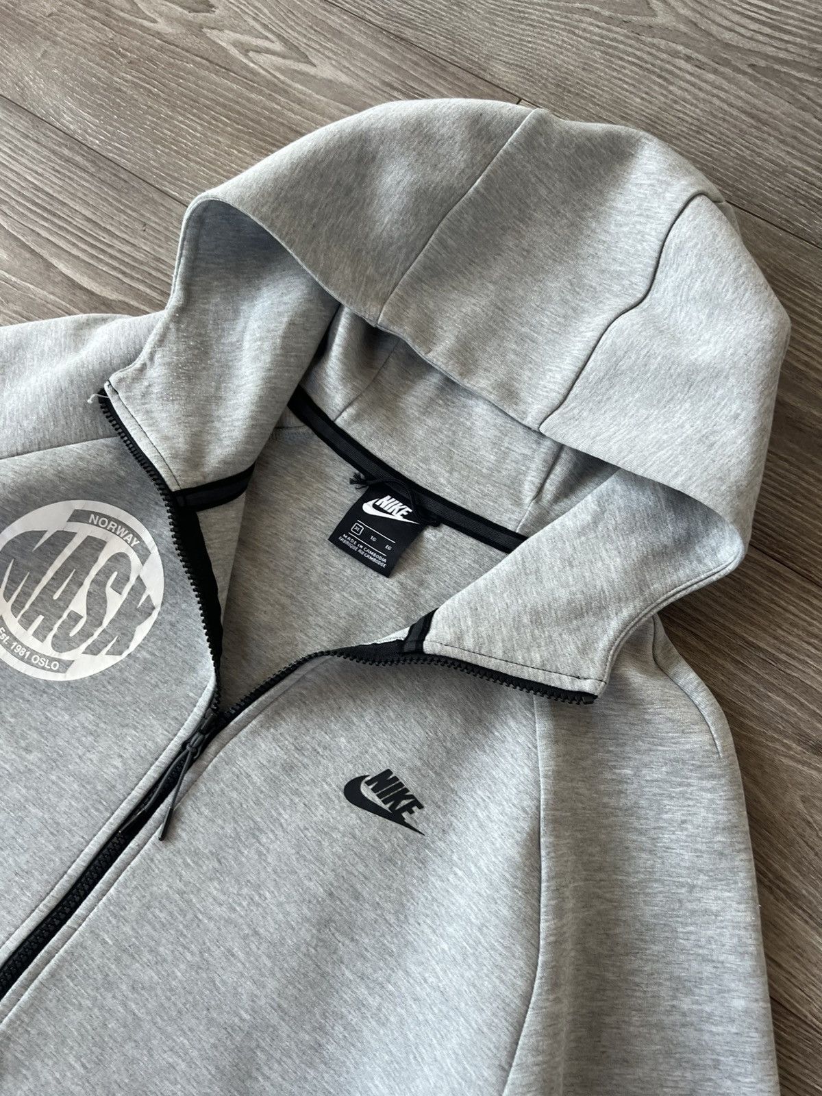 Designer × Nike ‼️Nike Tech Fleece Norway Windrunner Zip Hoodie‼️ Size US XL / EU 56 / 4 - 11 Thumbnail