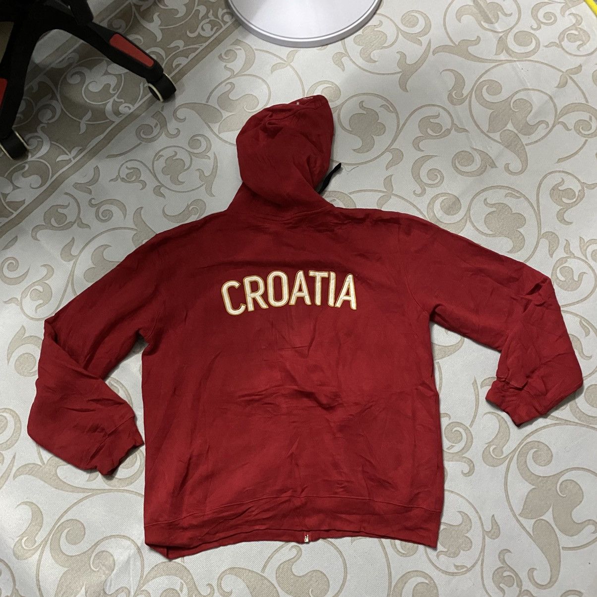 Other Vintage Croatia Hoodie Size US L / EU 52-54 / 3 - 6 Thumbnail