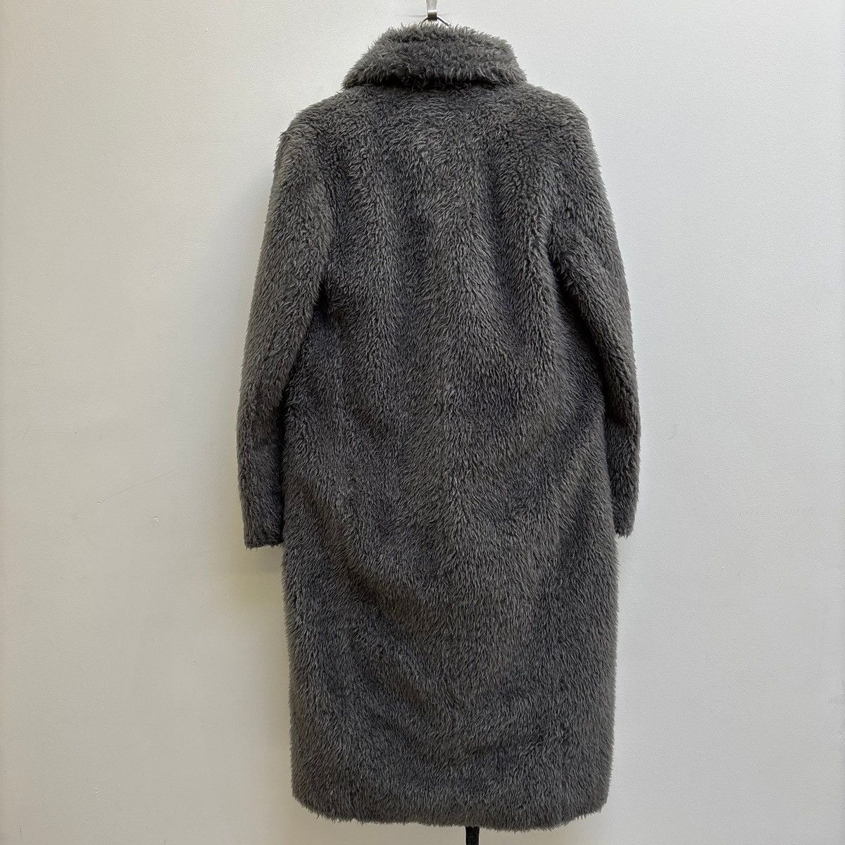Helmut Lang SW19 Hwlmut Lang Sample Shaggy Fur Coat Size ONE SIZE - 2 Thumbnail