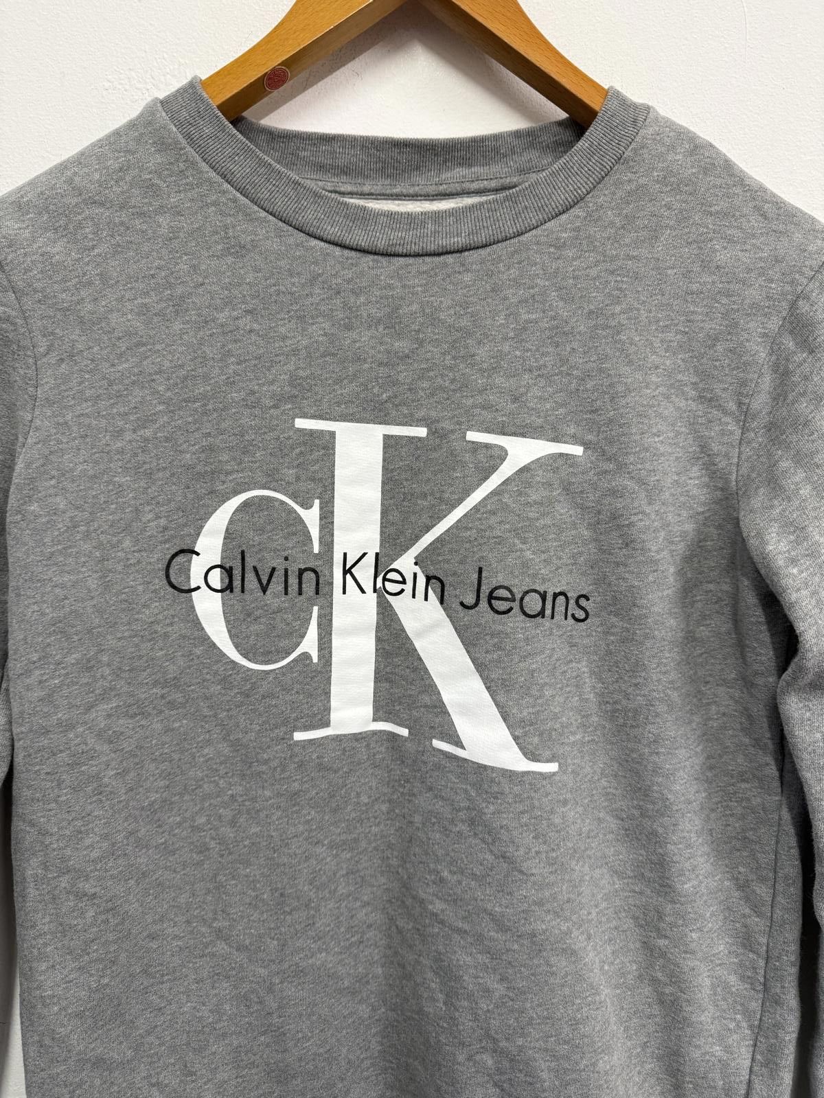 Other Calvin Klein Jeans Grey Sweatshirt with Logo Print Size US XS / EU 42 / 0 - 3 Thumbnail