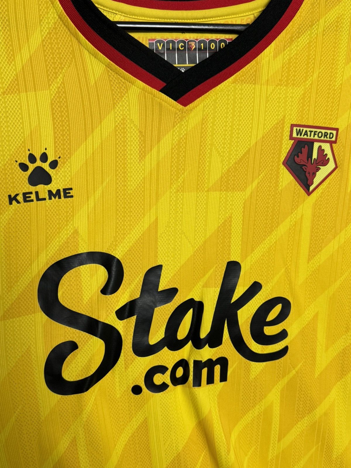 Other Watford 22/23 Home Football Jersey Size US XL / EU 56 / 4 - 3 Thumbnail