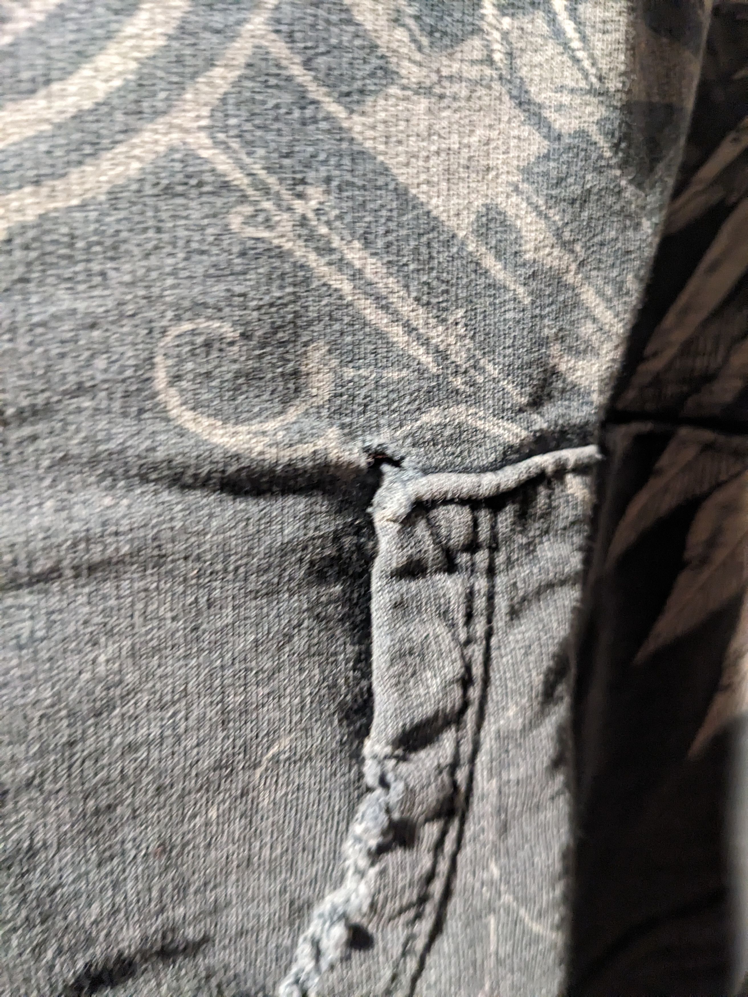 Affliction × Vintage Vintage Y2K Affliction All Over Print X-Large Black Hoodie Size US XL / EU 56 / 4 - 7 Thumbnail