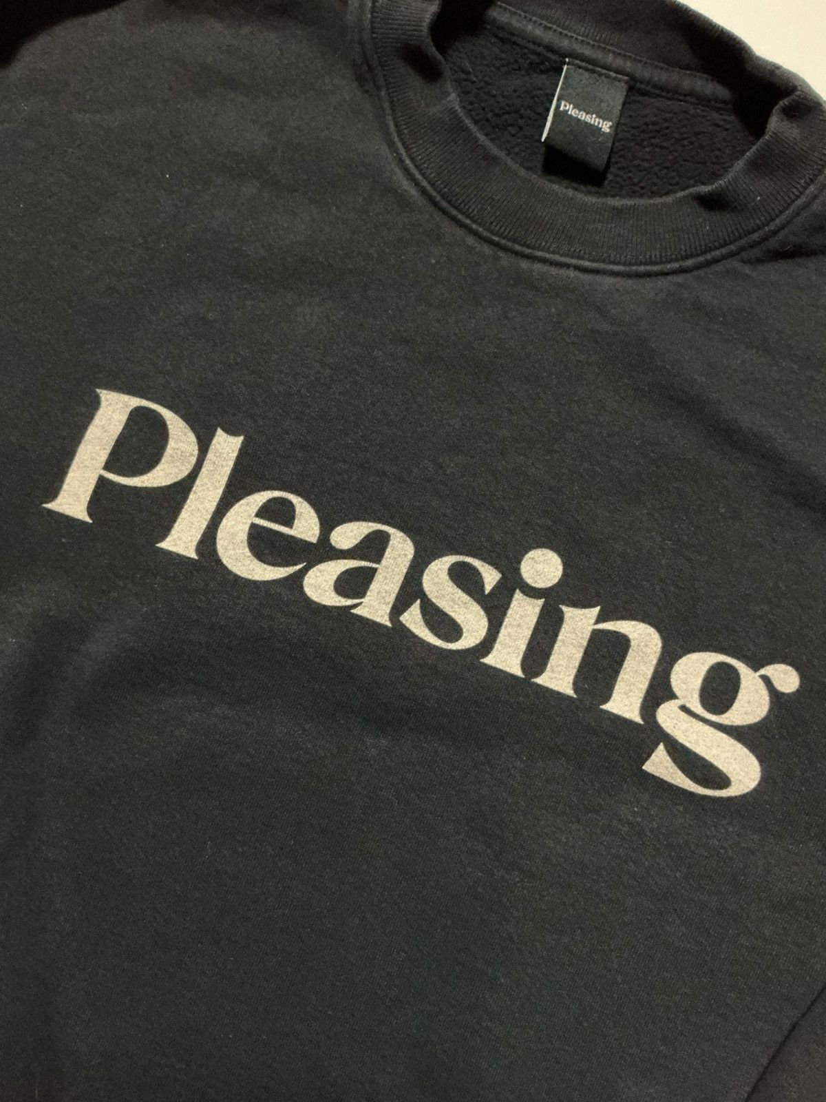 Other Harry Styles Pleasing Black Official Pullover Sweatshirt Size US S / EU 44-46 / 1 - 7 Thumbnail