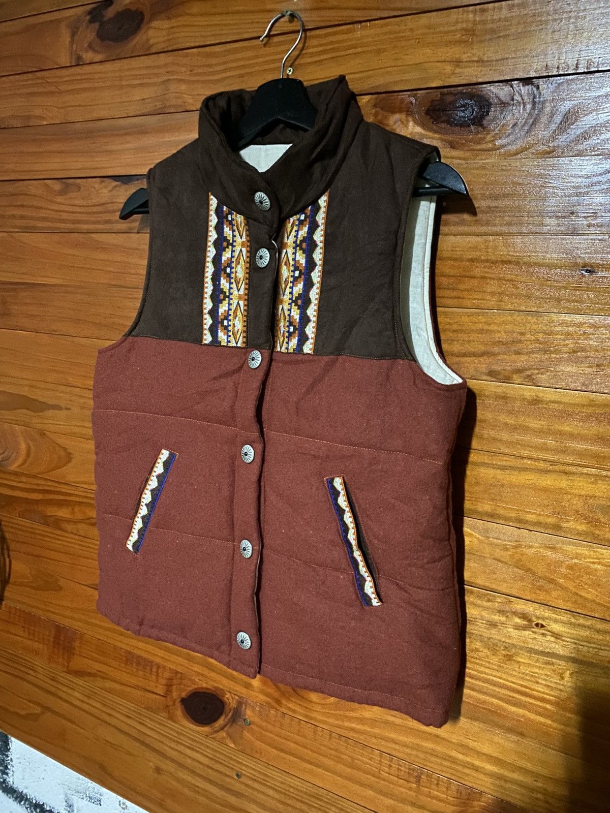 Japanese Brand Vintage RimLimit Tribal Pattern Puffer Vest – Brown & Maroon Size US S / EU 44-46 / 1 - 5 Thumbnail